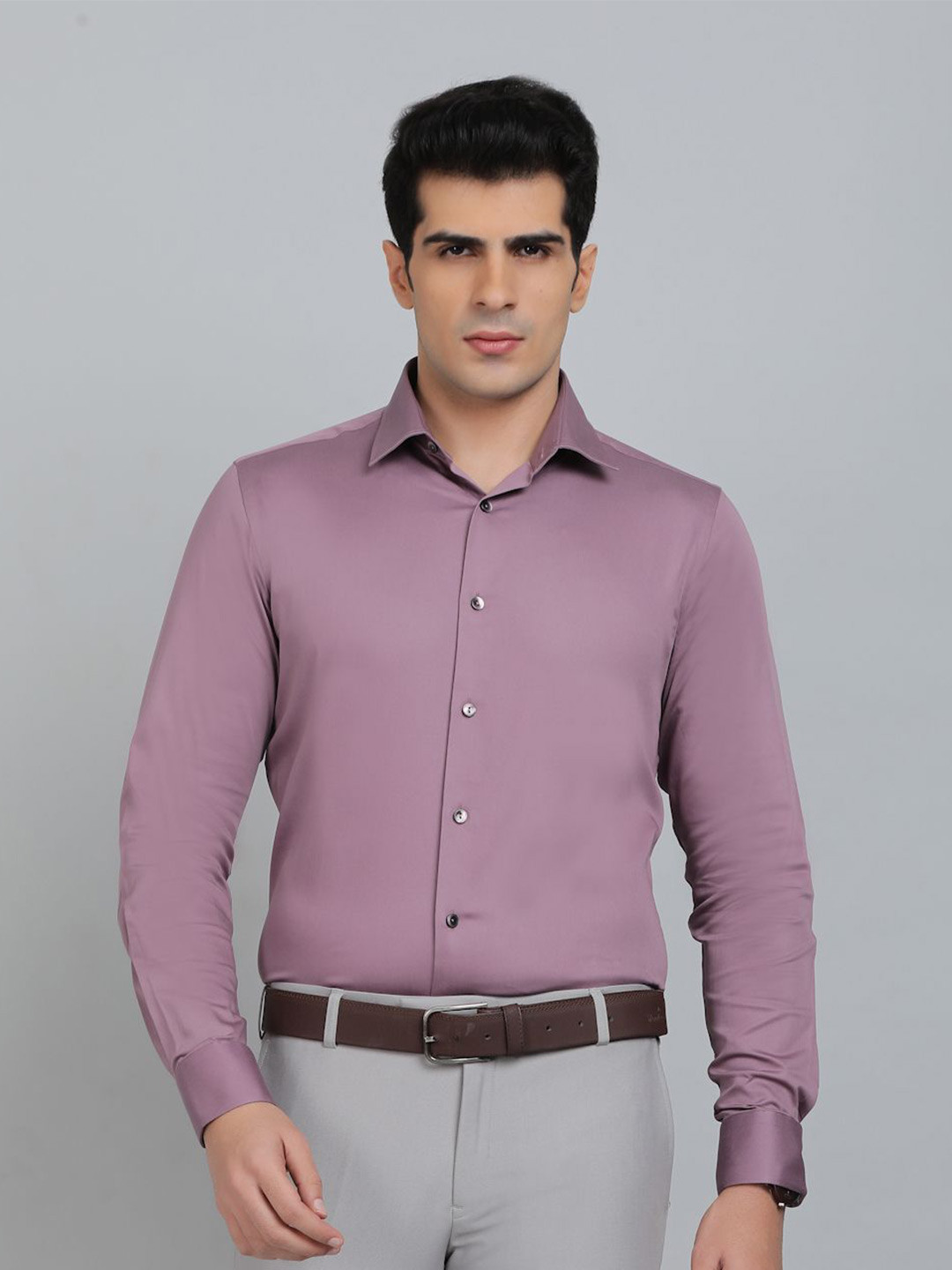 

WYRE Men Slim Fit Cutaway Collar Solid Cotton Formal Shirt, Pink