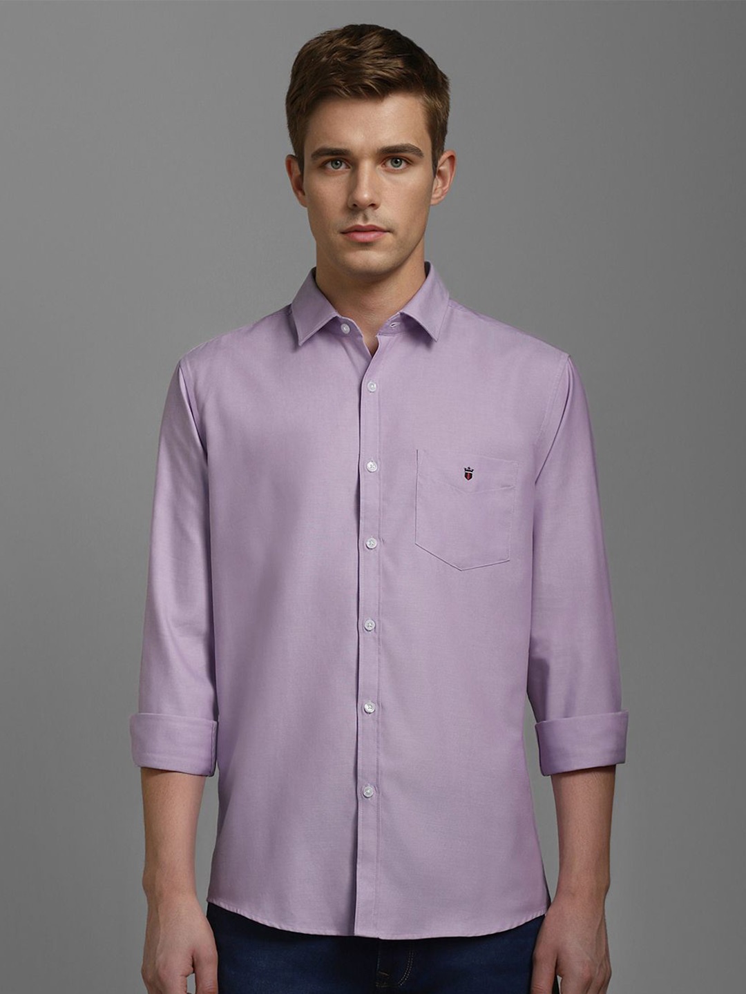 

Louis Philippe Sport Men Solid Spread Collar Cotton Shirt, Lavender