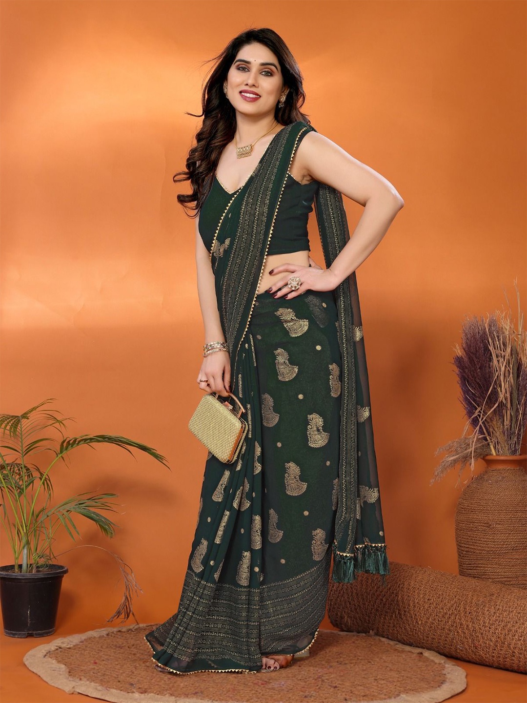 

DIKONA DESIGNER Ethnic Motifs Woven Design Pure Georgette Saree, Green