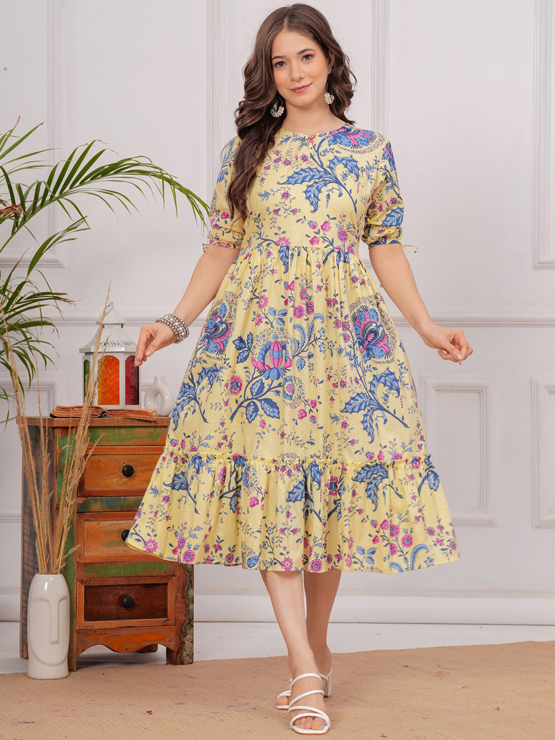 

SITA FASHION HUB Women Floral Printed Fit & Flare Midi Dress, Yellow