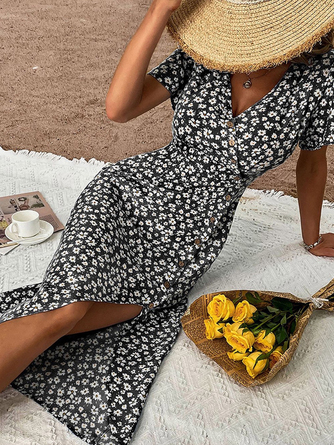 

StyleCast x Revolte Floral Printed A-Line Midi Dress, Black