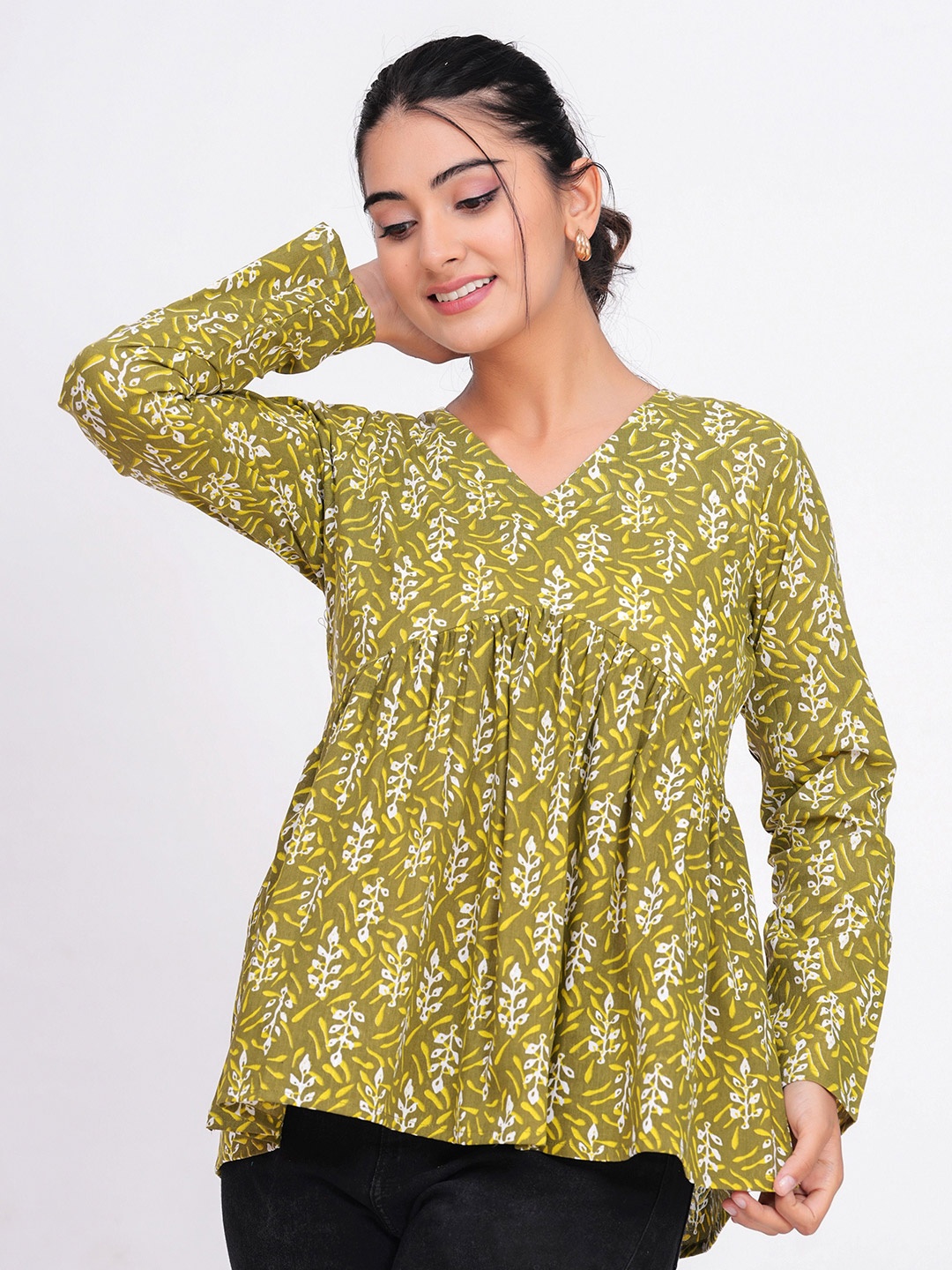 

PINGAKSH Floral Printed Bell Sleeve Cotton Peplum Top, Green