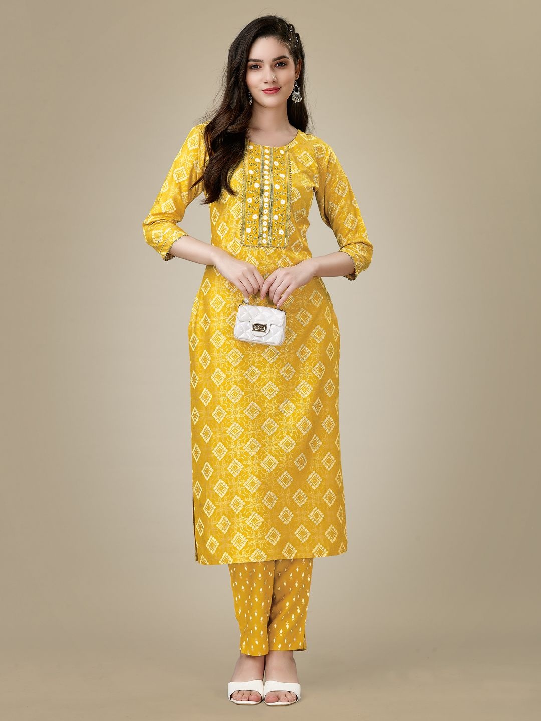 

BERISTON Ethnic Motifs Printed Sequinned Straight Kurta With Trouser, Yellow