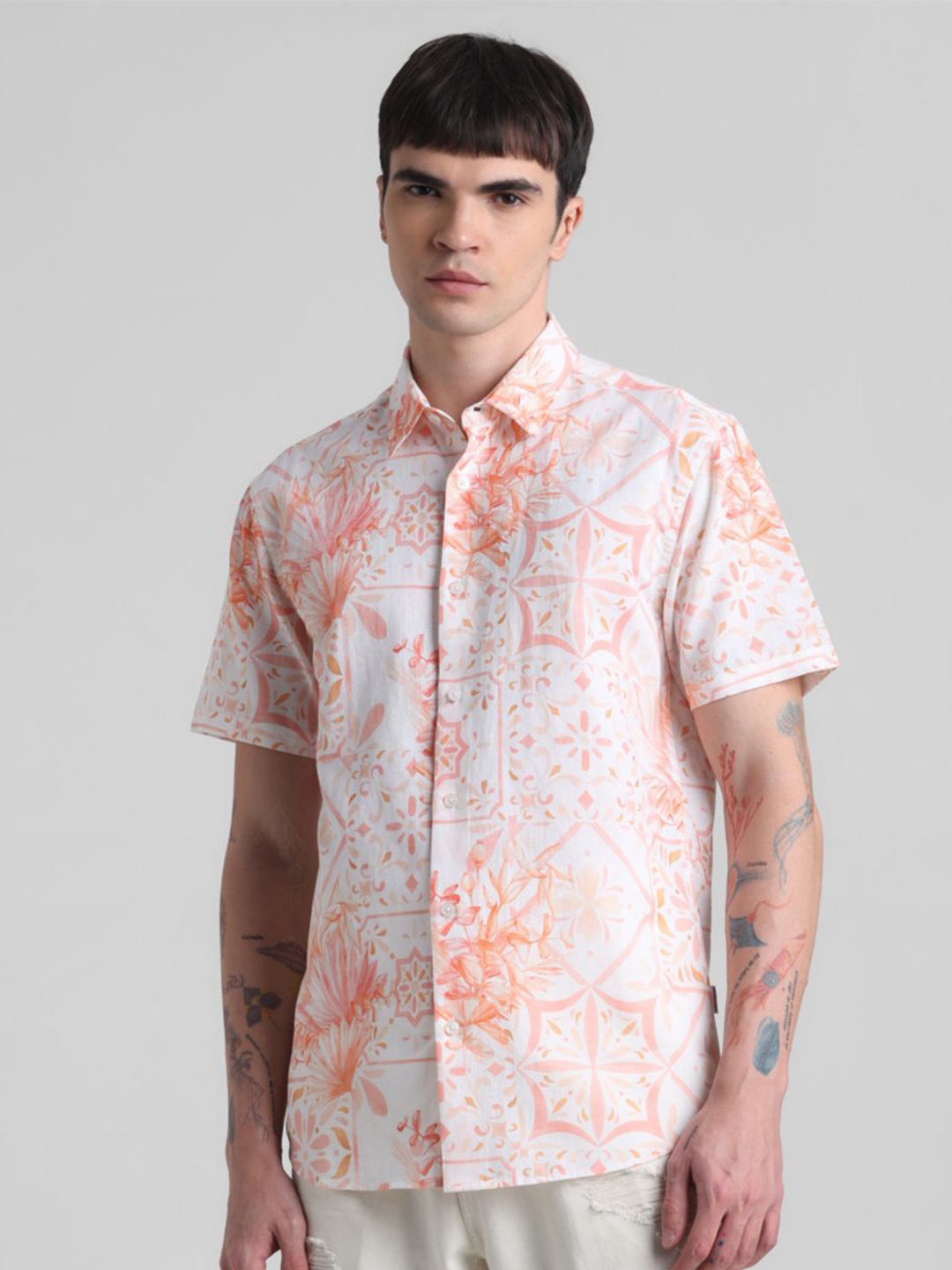 

Jack & Jones Men Spread Collar Floral Printed Cotton Casual Shirt, White