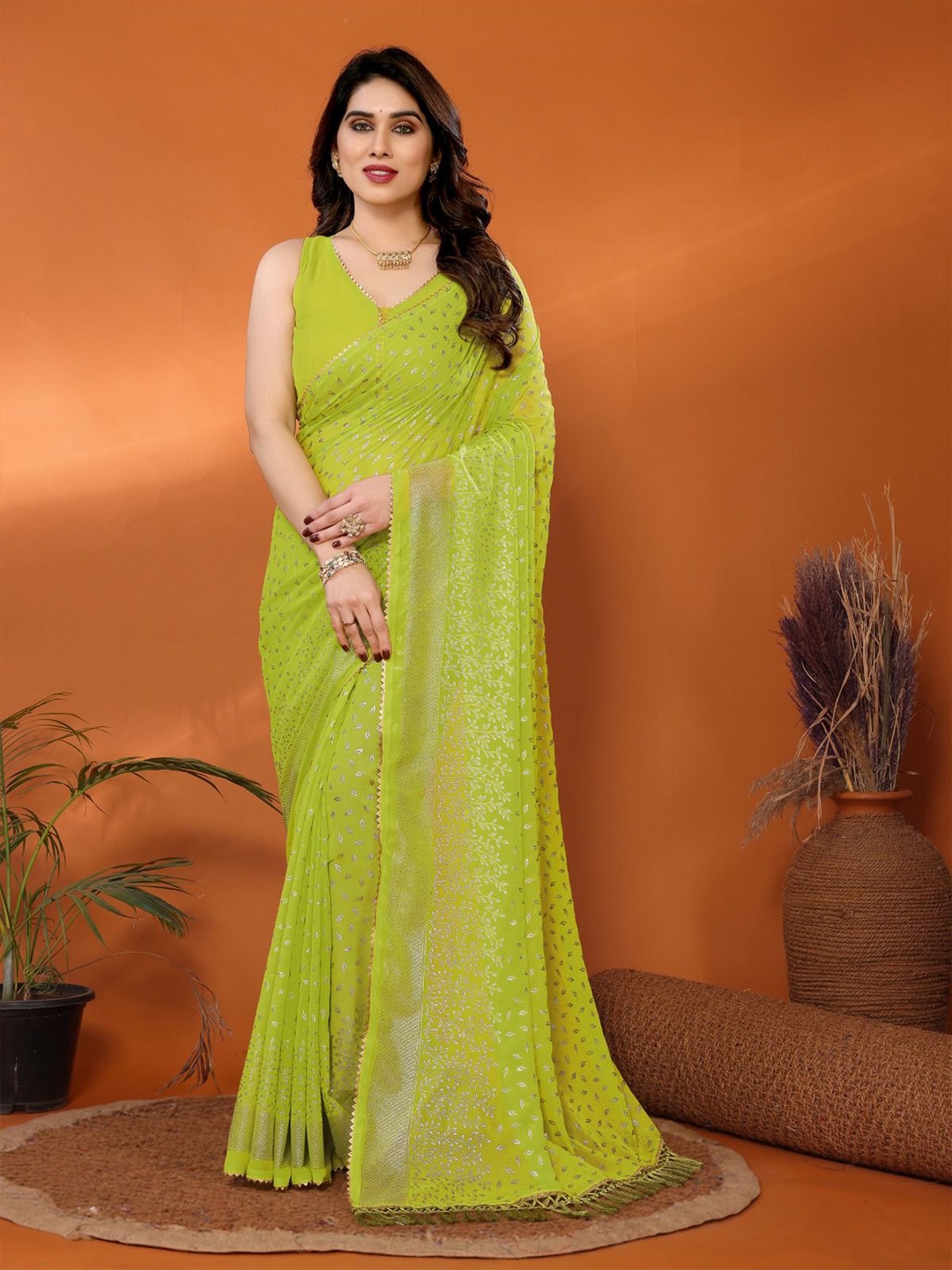 

PHORIA STYLE Ethnic Motifs Printed Pure Georgette Saree, Green