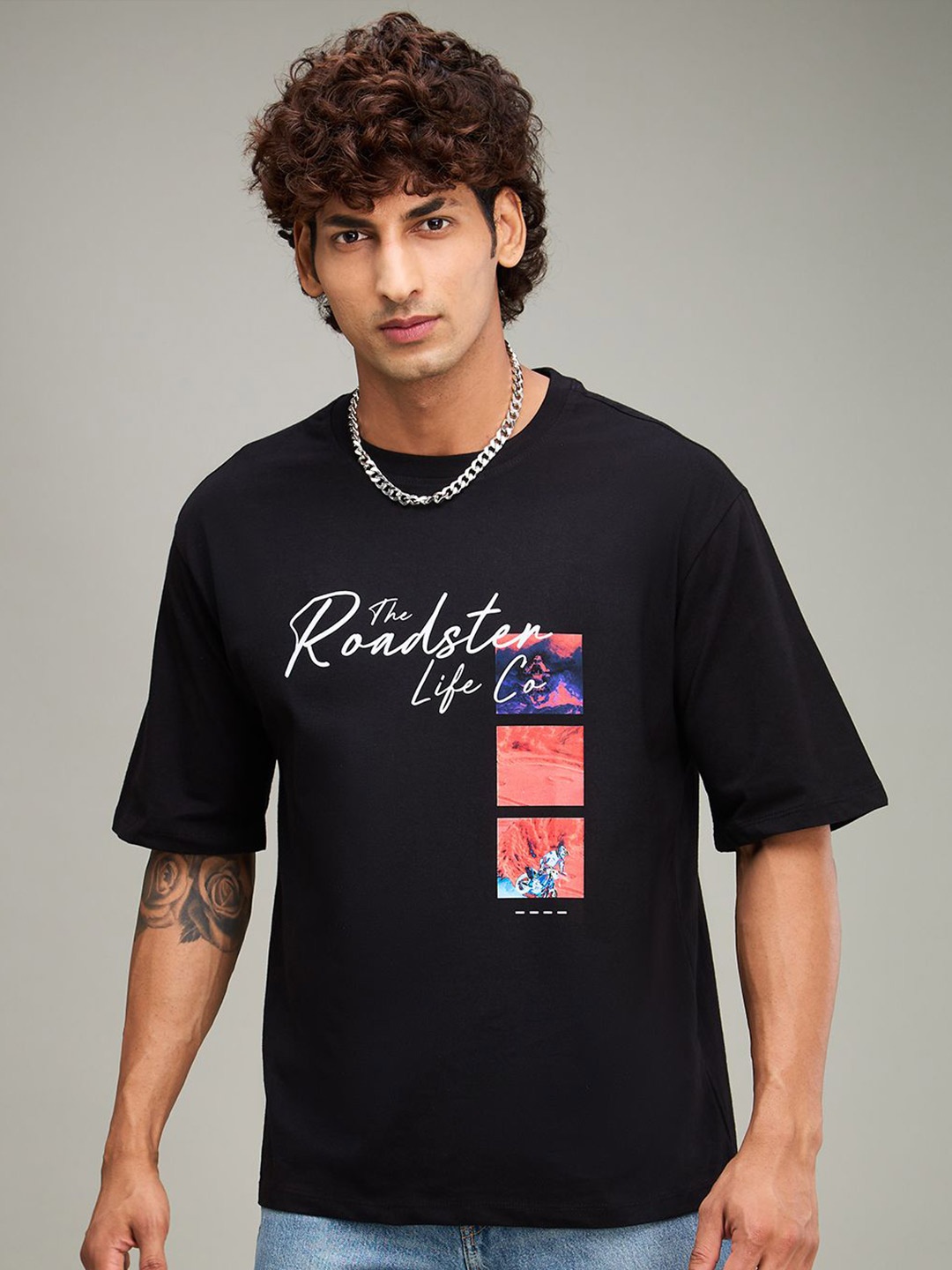 

The Roadster Lifestyle Co Graphic Printed Relaxed-Fit Cotton Tshirt, Black