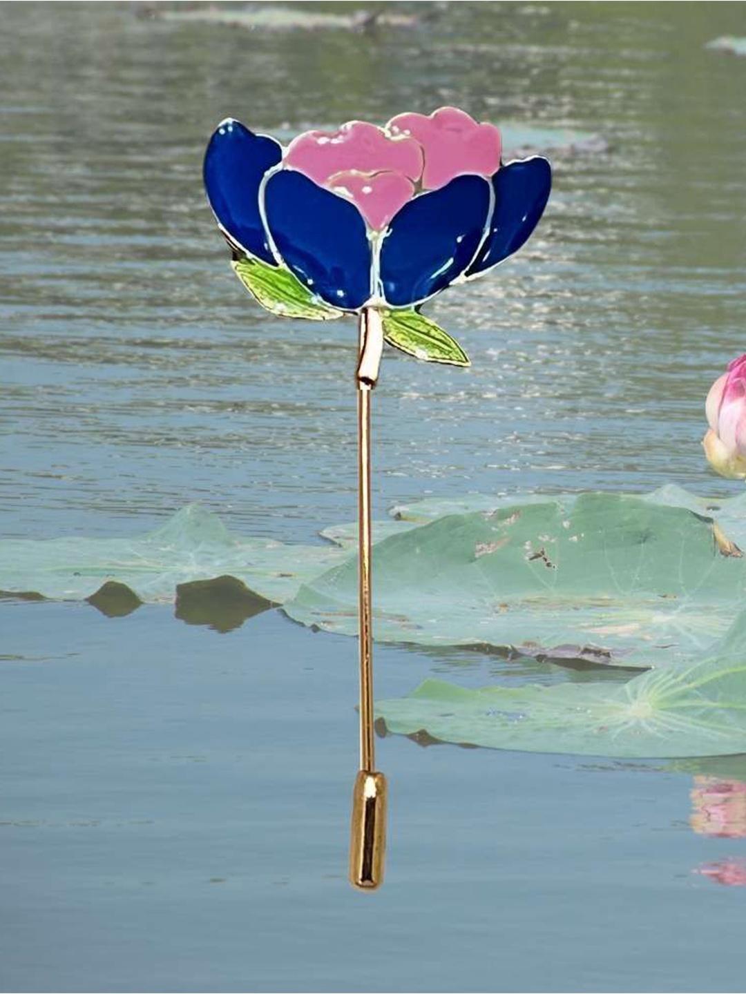 

The Tie Hub Men Floral Enamel Design Lapel Pin Brooch, Blue