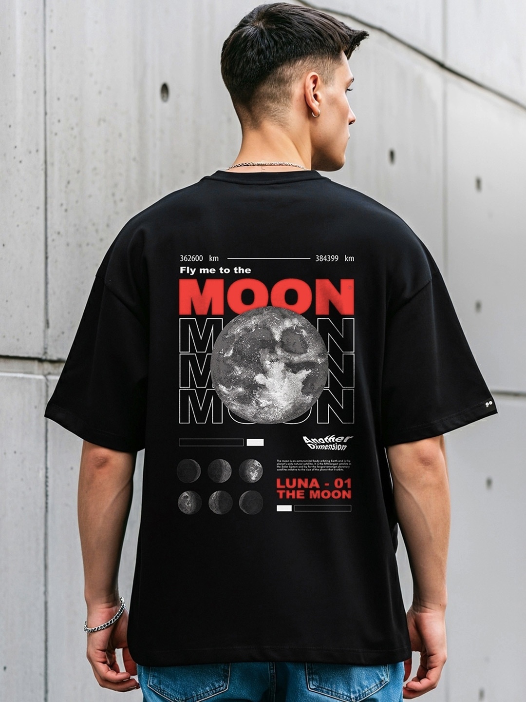 

Bewakoof Men Official Nasa Merchandise Fly Me To The Moon Graphic Print Oversized T-shirt, Black