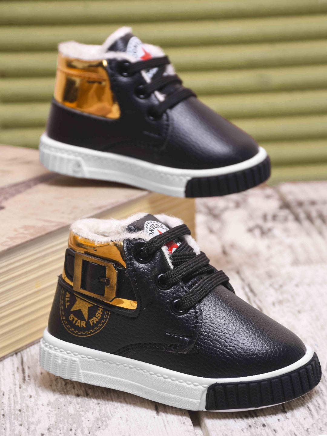 

KATS Unisex Kids Sneakers, Black