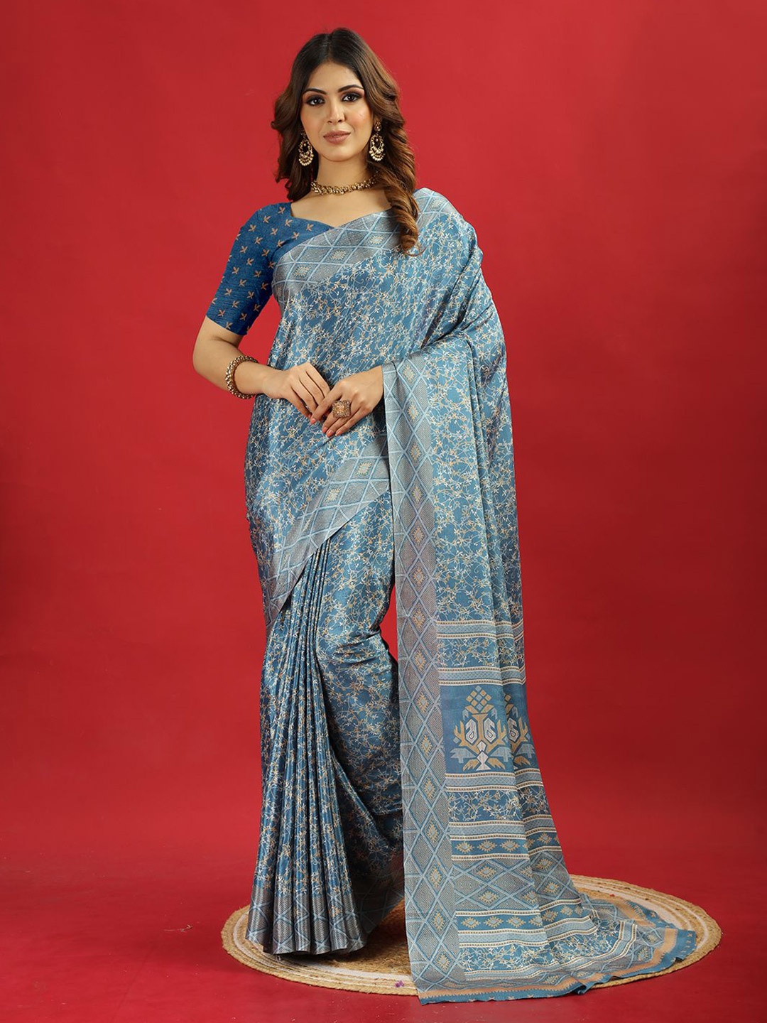 

A.V.M. SILK MILLS Women Floral Printed Pure Crepe Saree, Turquoise blue