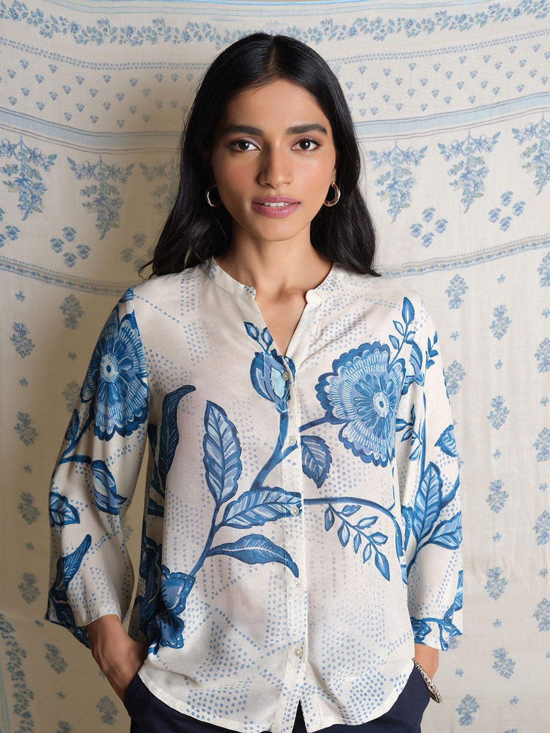 

Global Desi Print Mandarin Collar Top, Off white