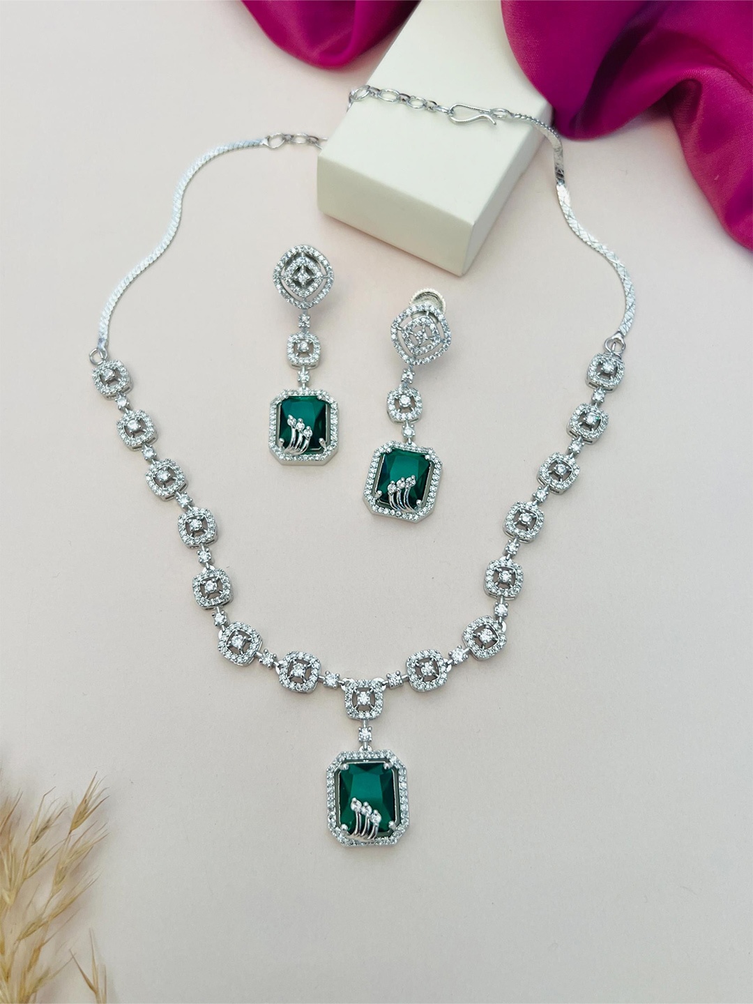

ABDESIGNS Enchanting Silver Plated American Diamond Necklace
