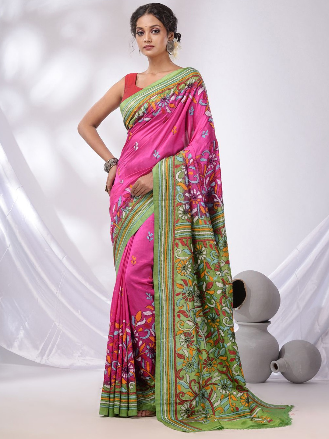 

Charukriti Ethnic Motifs Kantha Work Saree, Pink