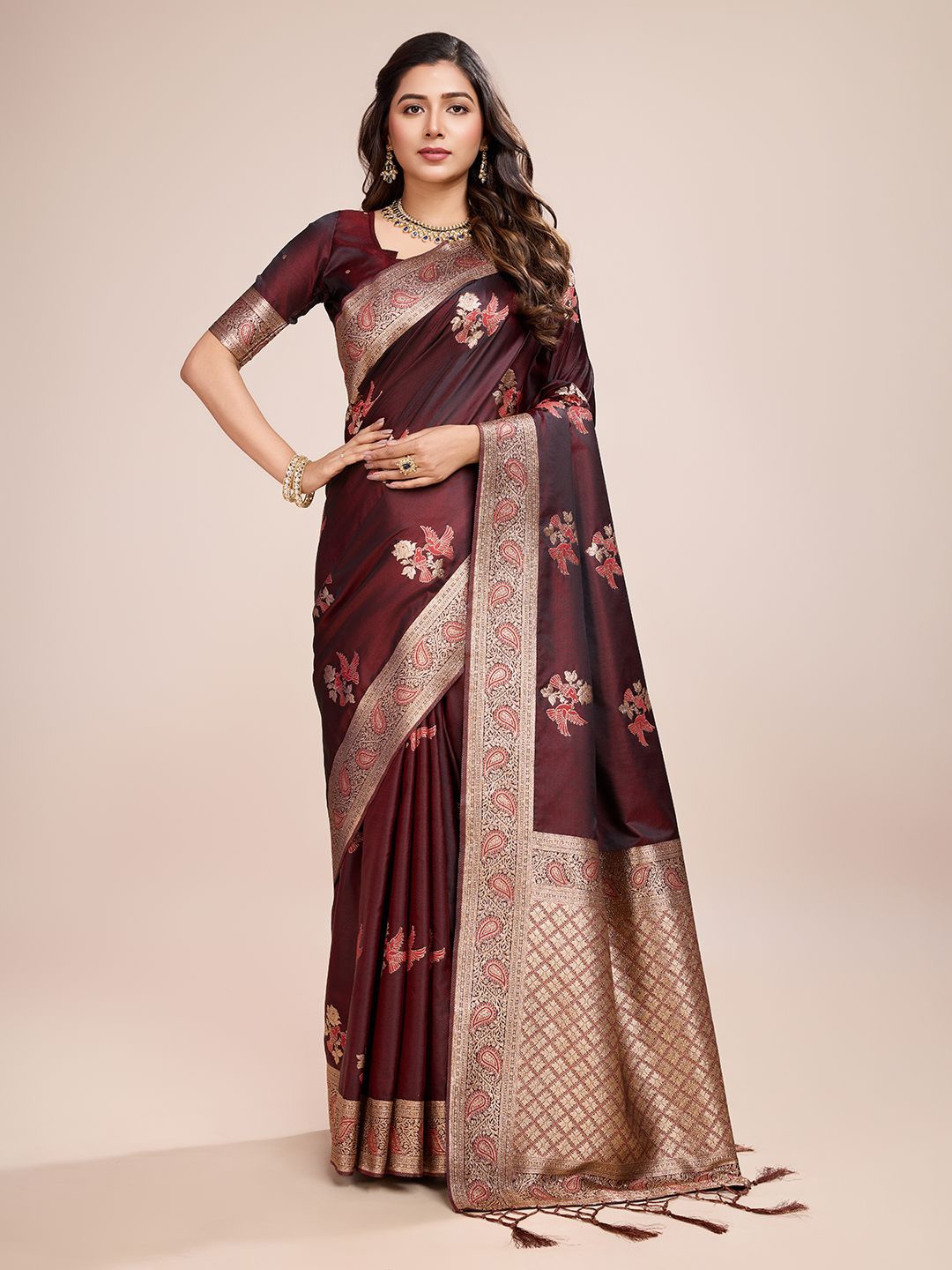 

SHRIMAY Woven Design Zari Banarasi Saree, Maroon