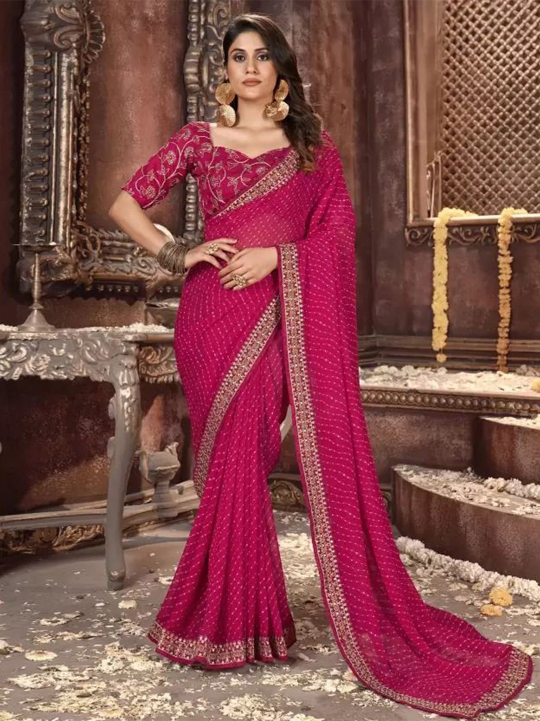 

SAADHVI Bandhani Sequinned Pure Georgette Bandhani Saree, Pink