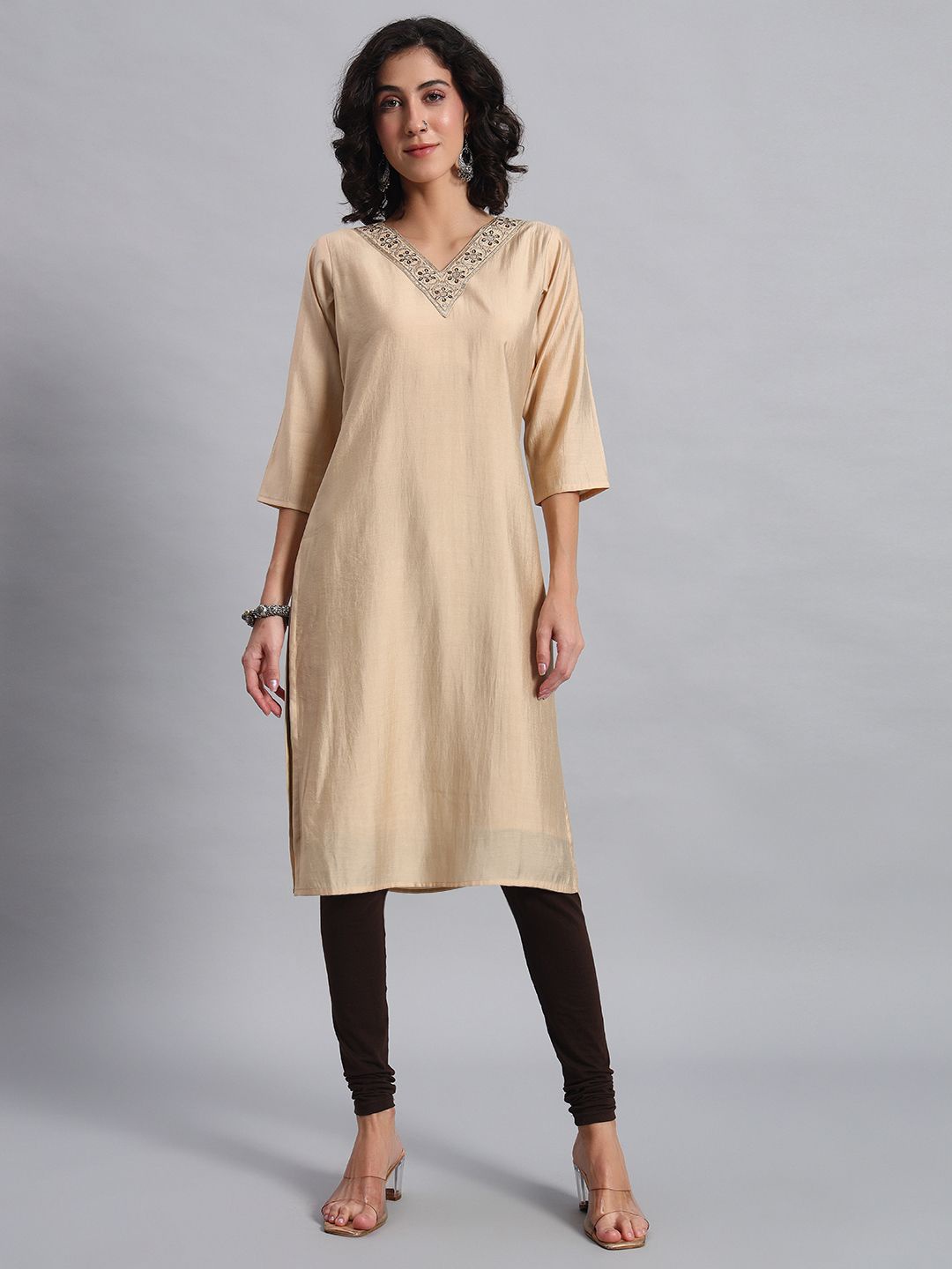 

BANJANAN Thread Work V-Neck Straight Kurta, Camel brown