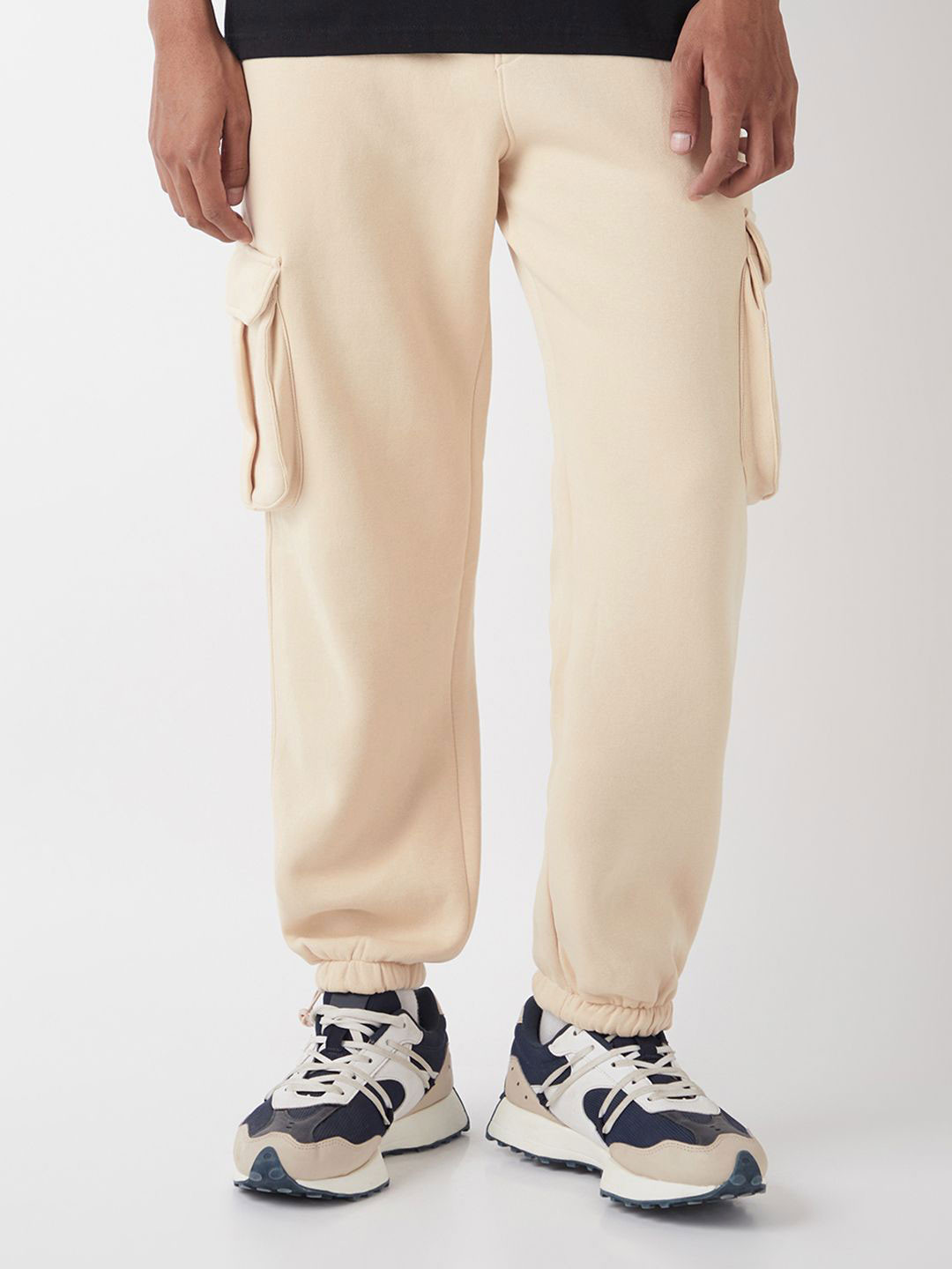 

Bewakoof Heavy Duty 1.0 Men's Cream Oversized Cargo Joggers