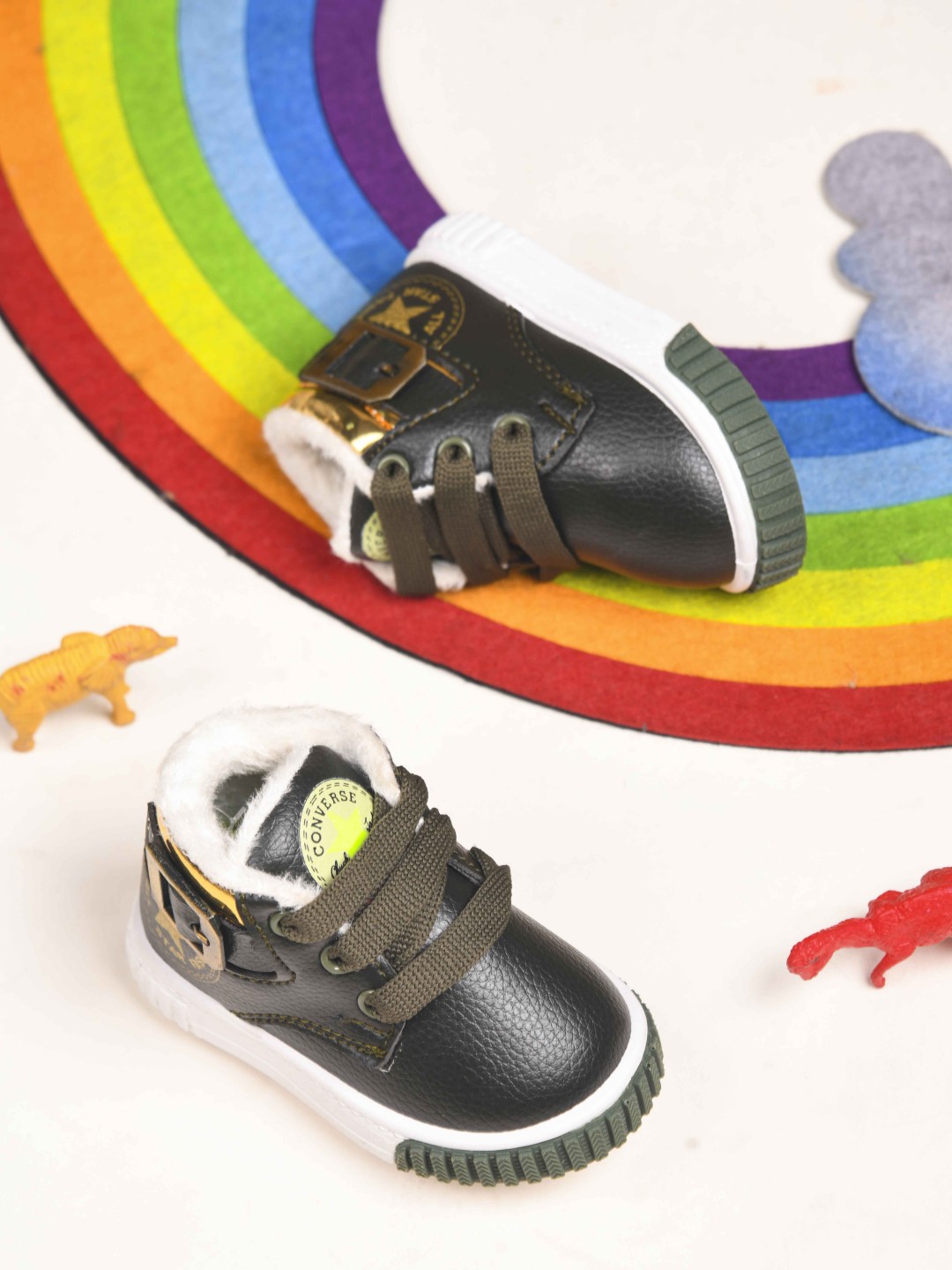 

KATS Kids Lace-Ups Sneakers with Buckle, Maroon