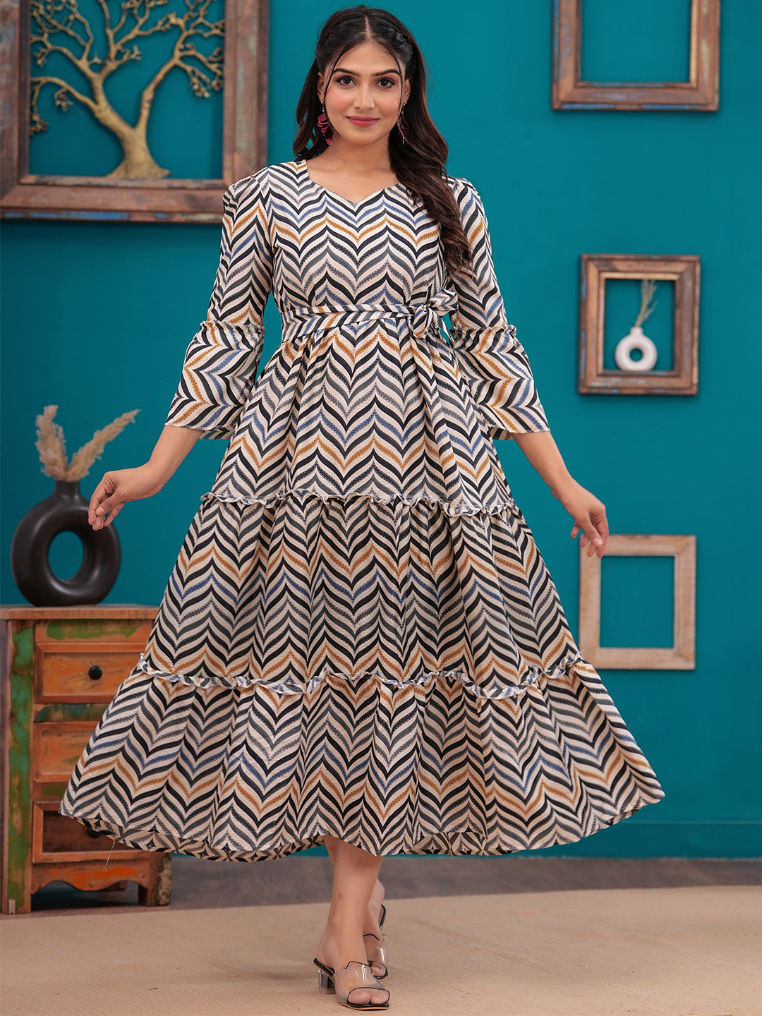 

AARYAHI Women Geometric Printed Cotton Fit and Flare Maxi Dress, Grey