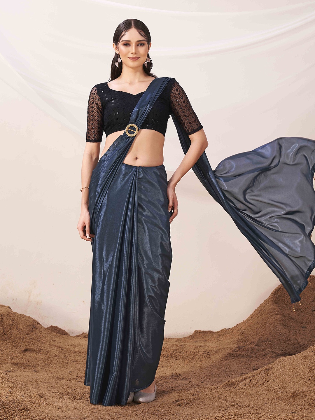 

Tikhi Imli Saree With Blouse Piece, Grey