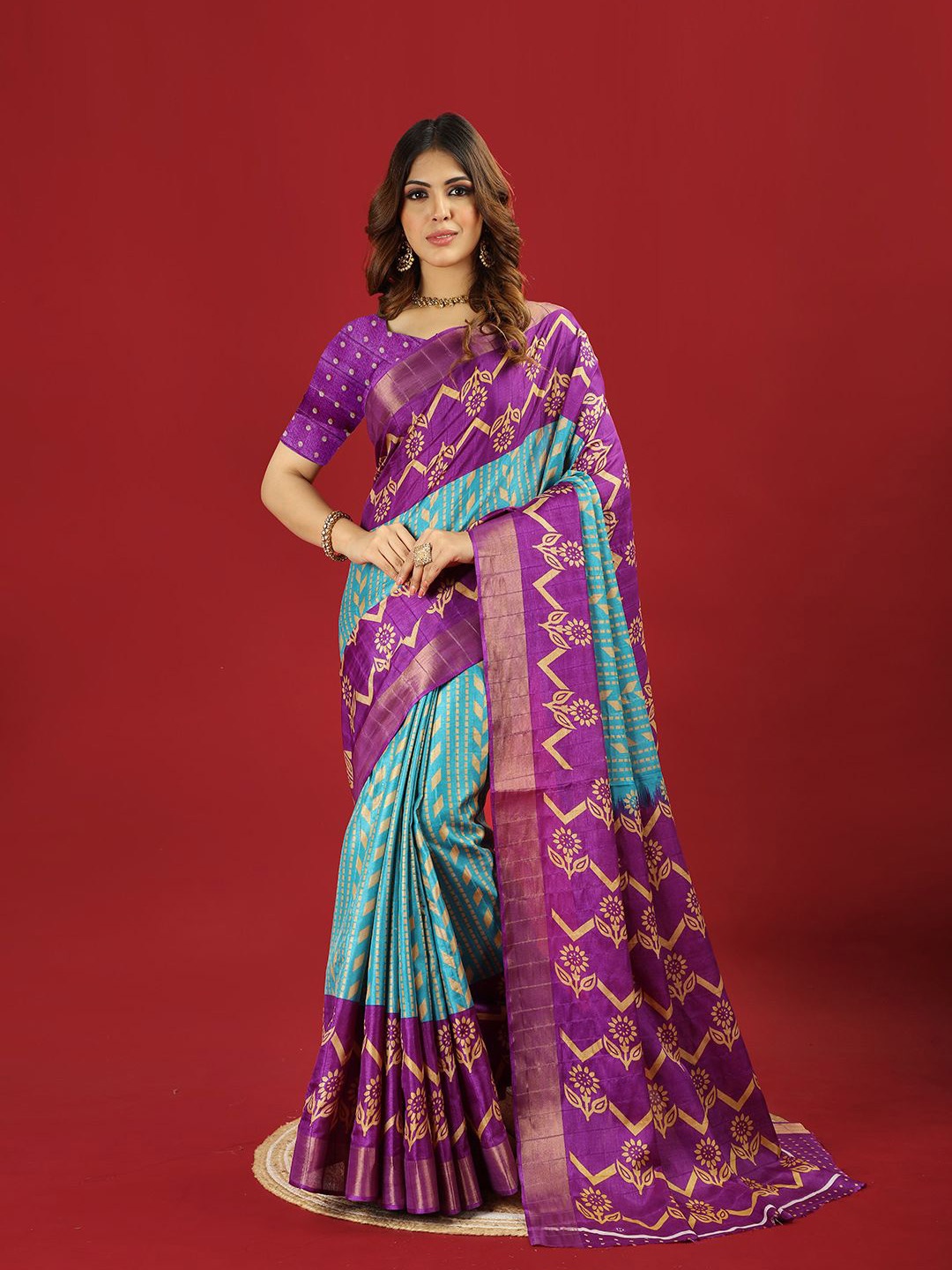 

A.V.M. SILK MILLS Floral Zari Saree, Sea green