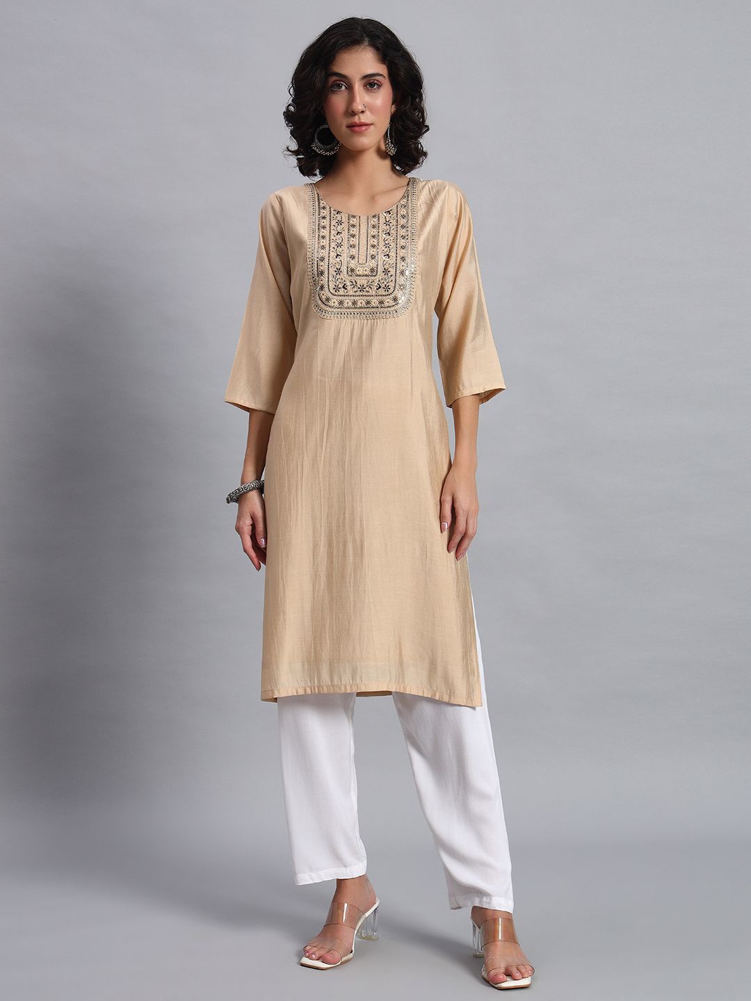 

BANJANAN Women Embroidered Straight Kurtas, Camel brown