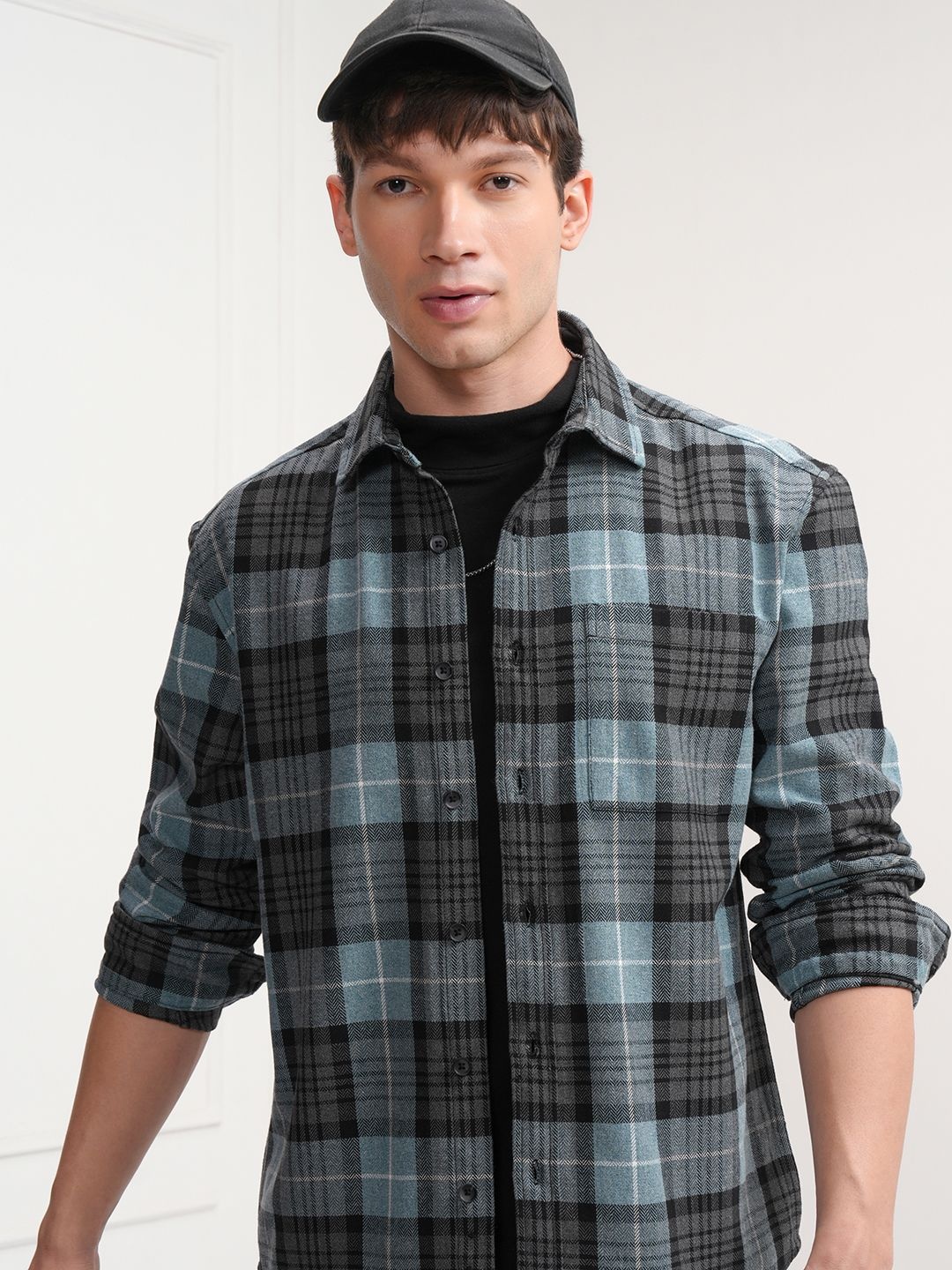 

HIGHLANDER Men Herringbone Melange Textured Checked Relaxed Shirt, Blue