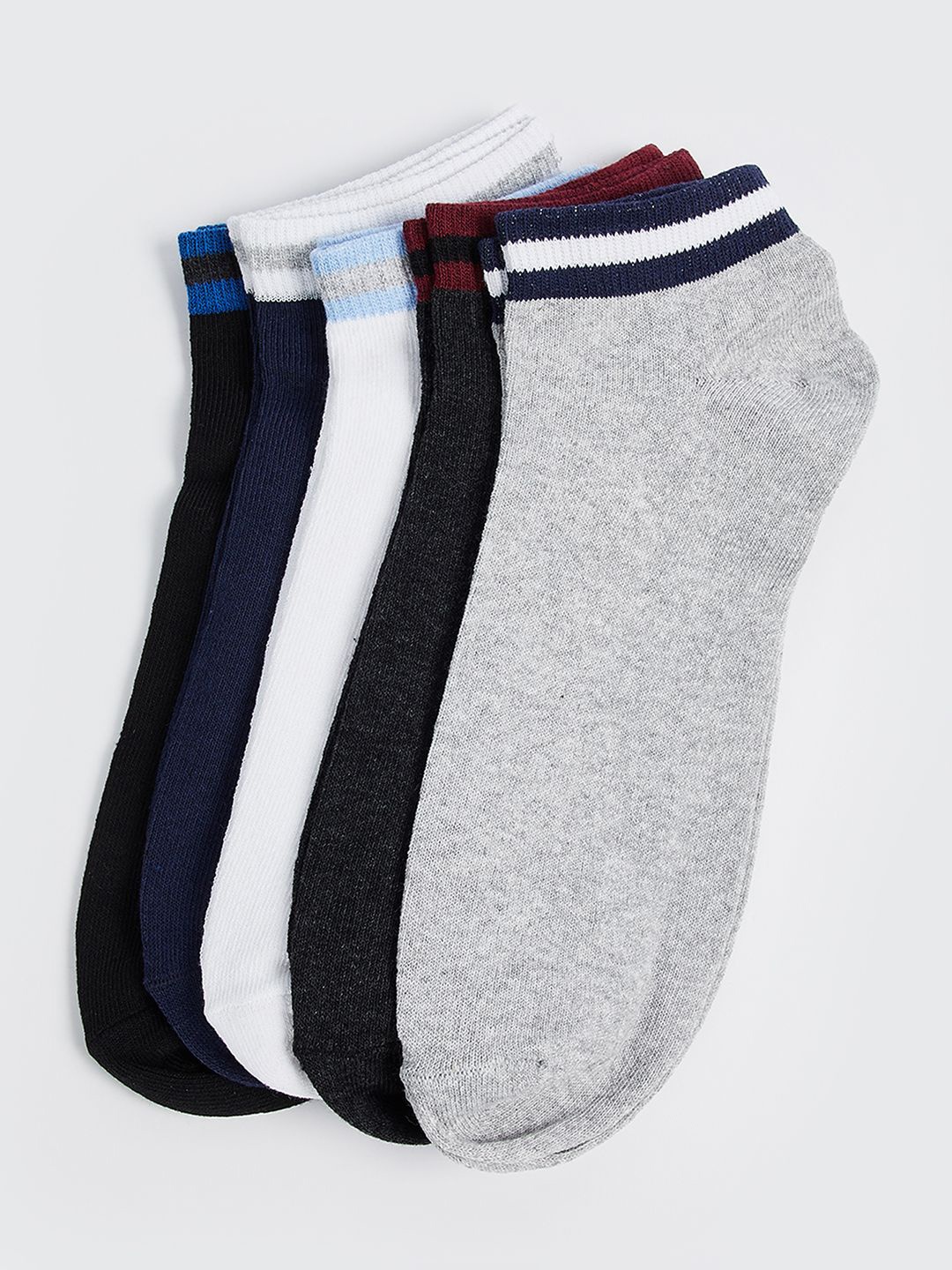 

max Men Pack Of 5 Colourblocked Ankle-Length Socks, Grey