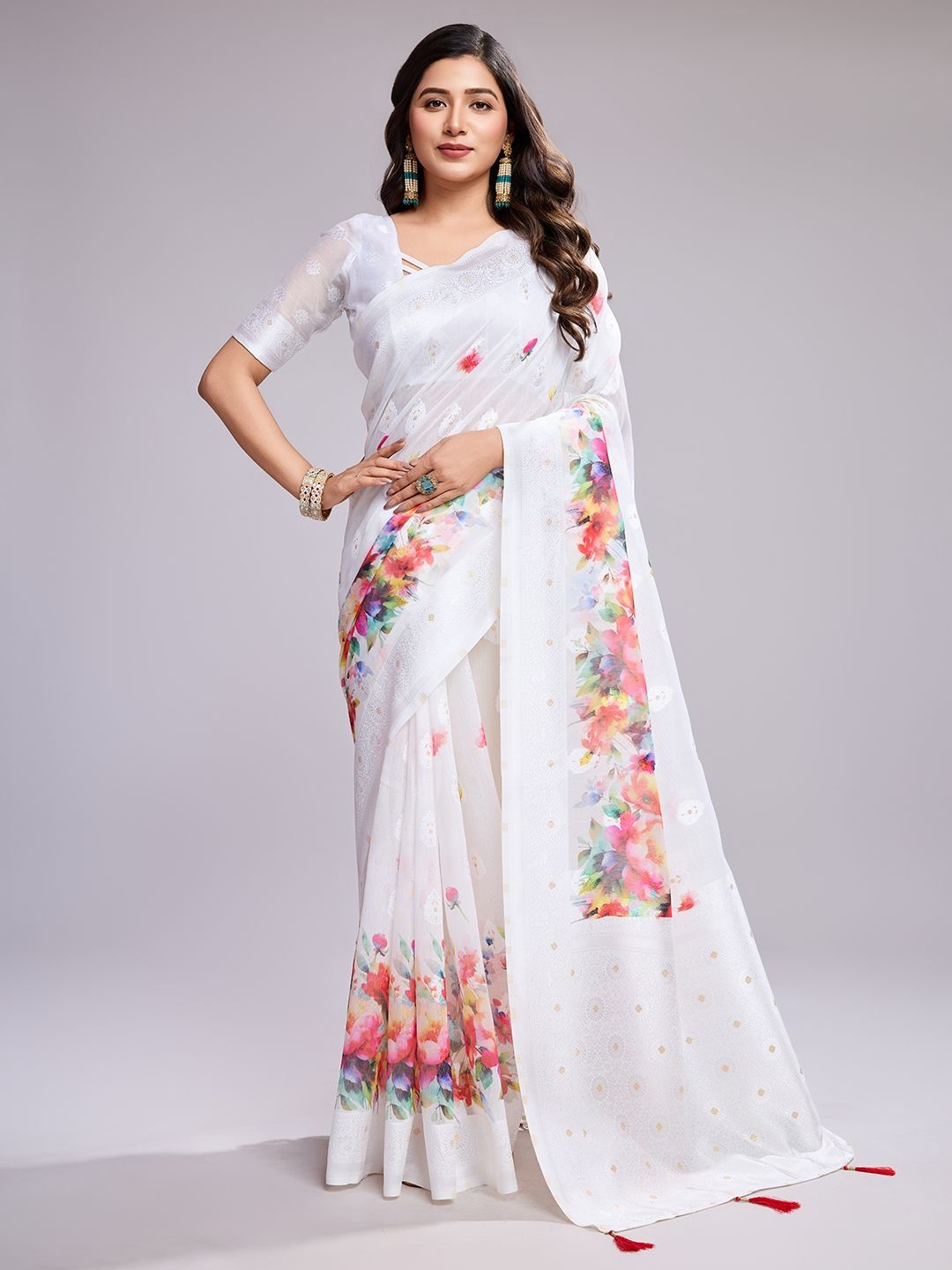 

SHRIMAY Floral Linen Blend Saree, White