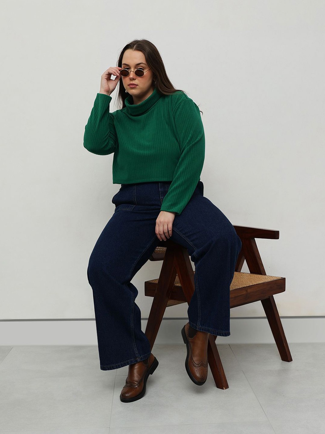 

CURVY STREET Bell Sleeve Top, Green