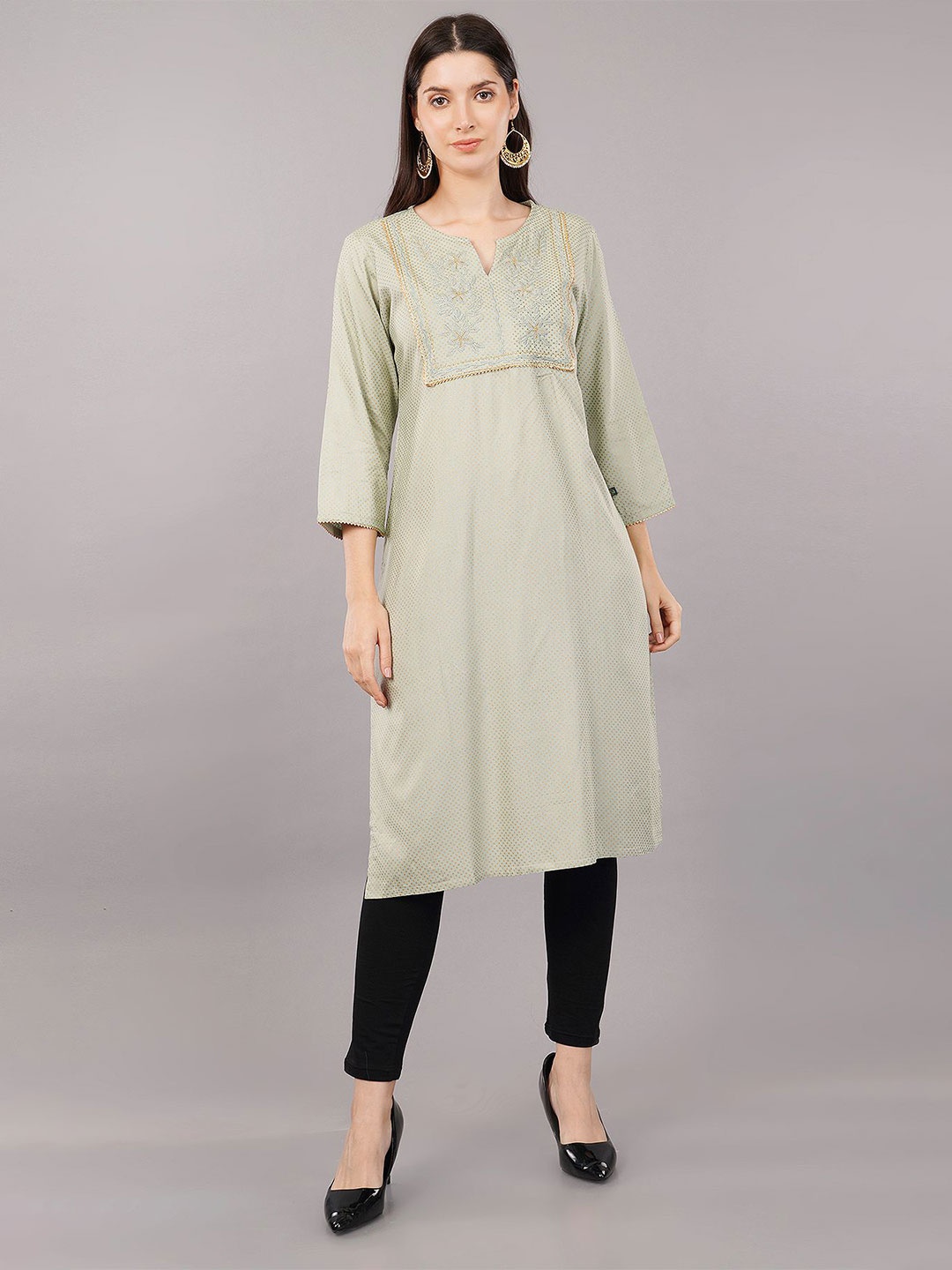 

Avaasa Buy Shruthi Floral Embroidered Thread Work Yoke Design Straight Kurta, Green