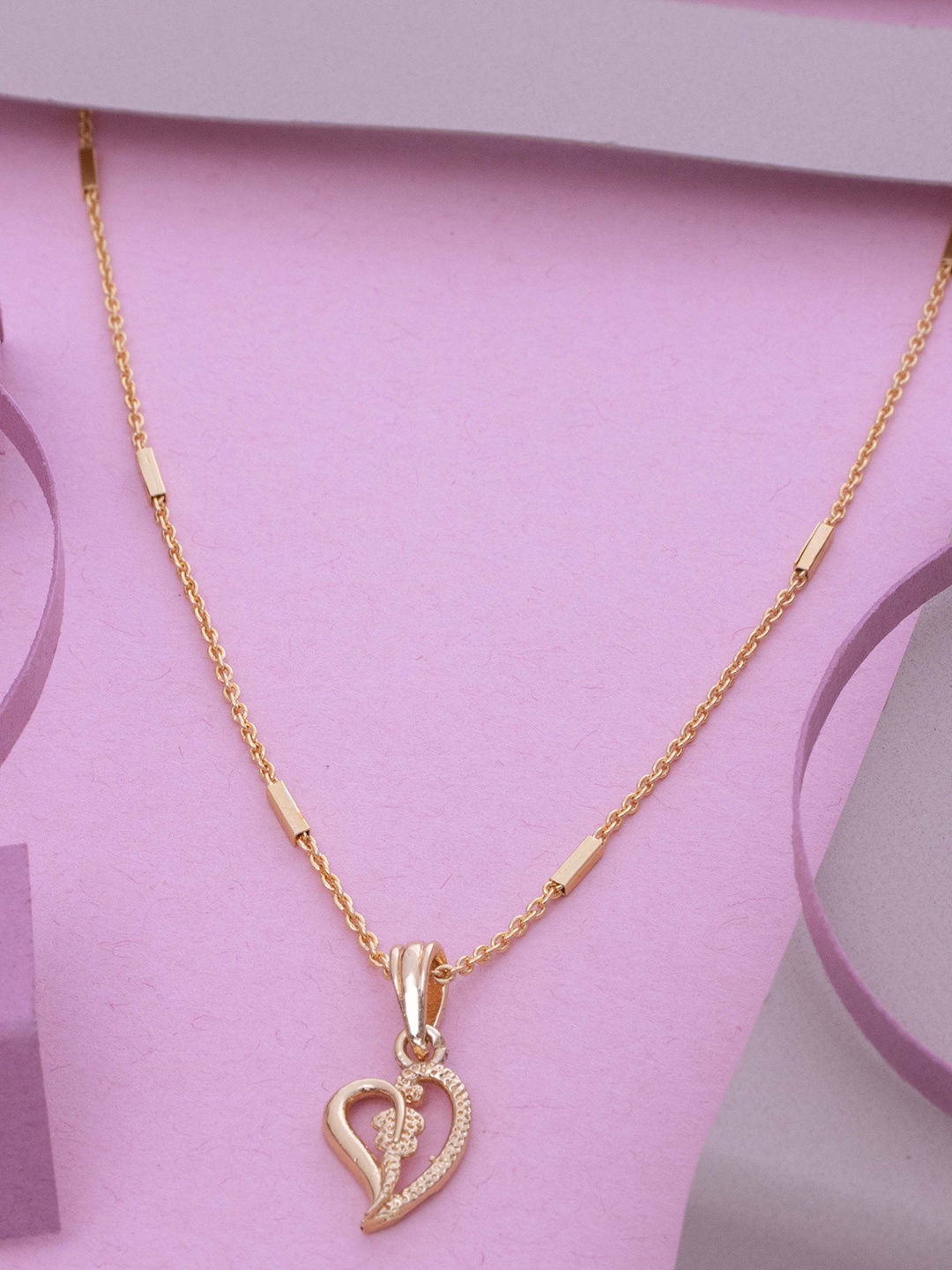 

Ramdev Art Fashion Jwellery Gold-Plated Contemporary Pendant With Chain