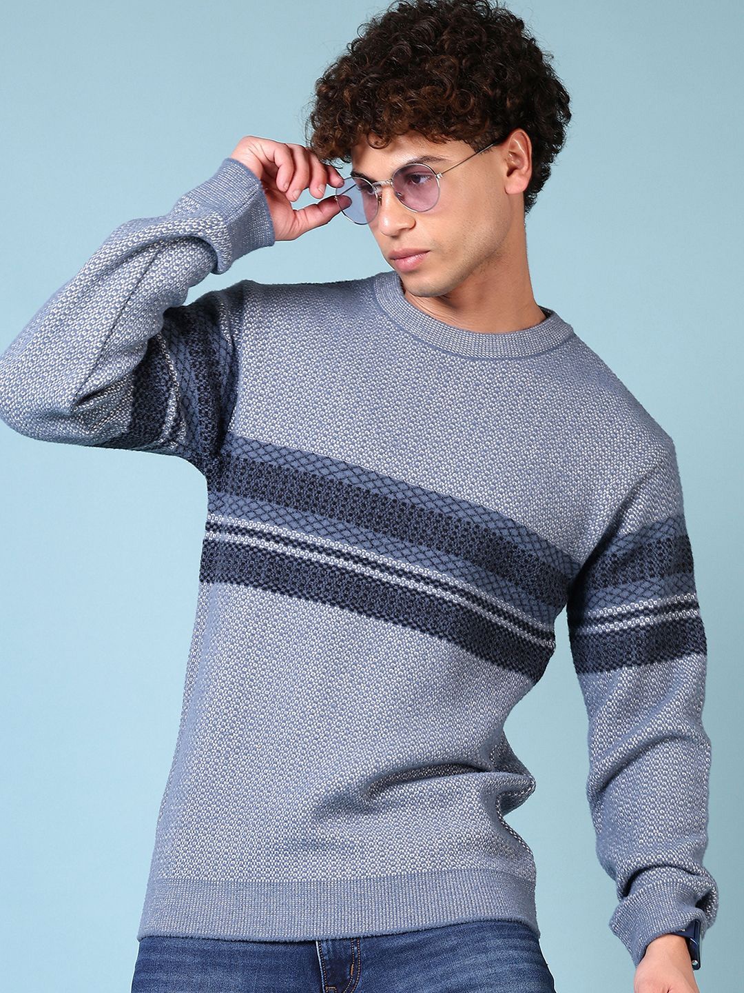 

V-Mart Men Striped Pullover Sweaters, Blue