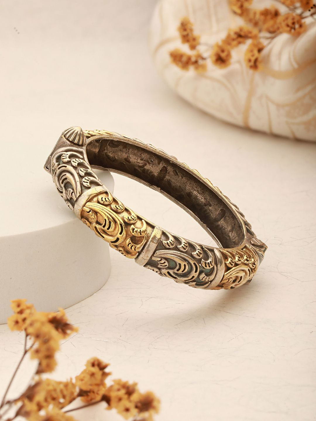 

Saraf RS Jewellery Rhodium-Plated Bangle-Style Bracelet, Silver