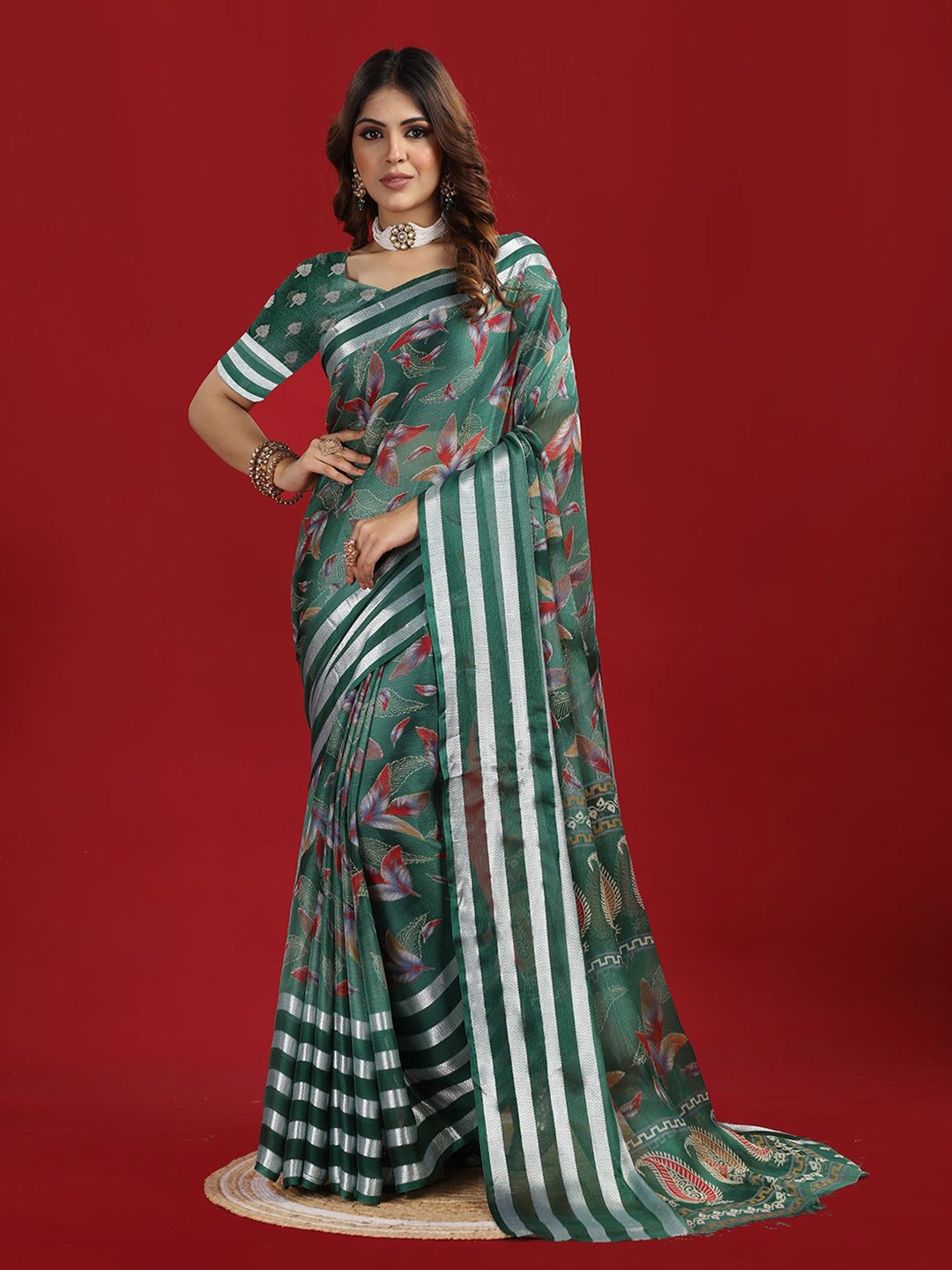 

A.V.M. SILK MILLS Floral Poly Chiffon Saree, Green