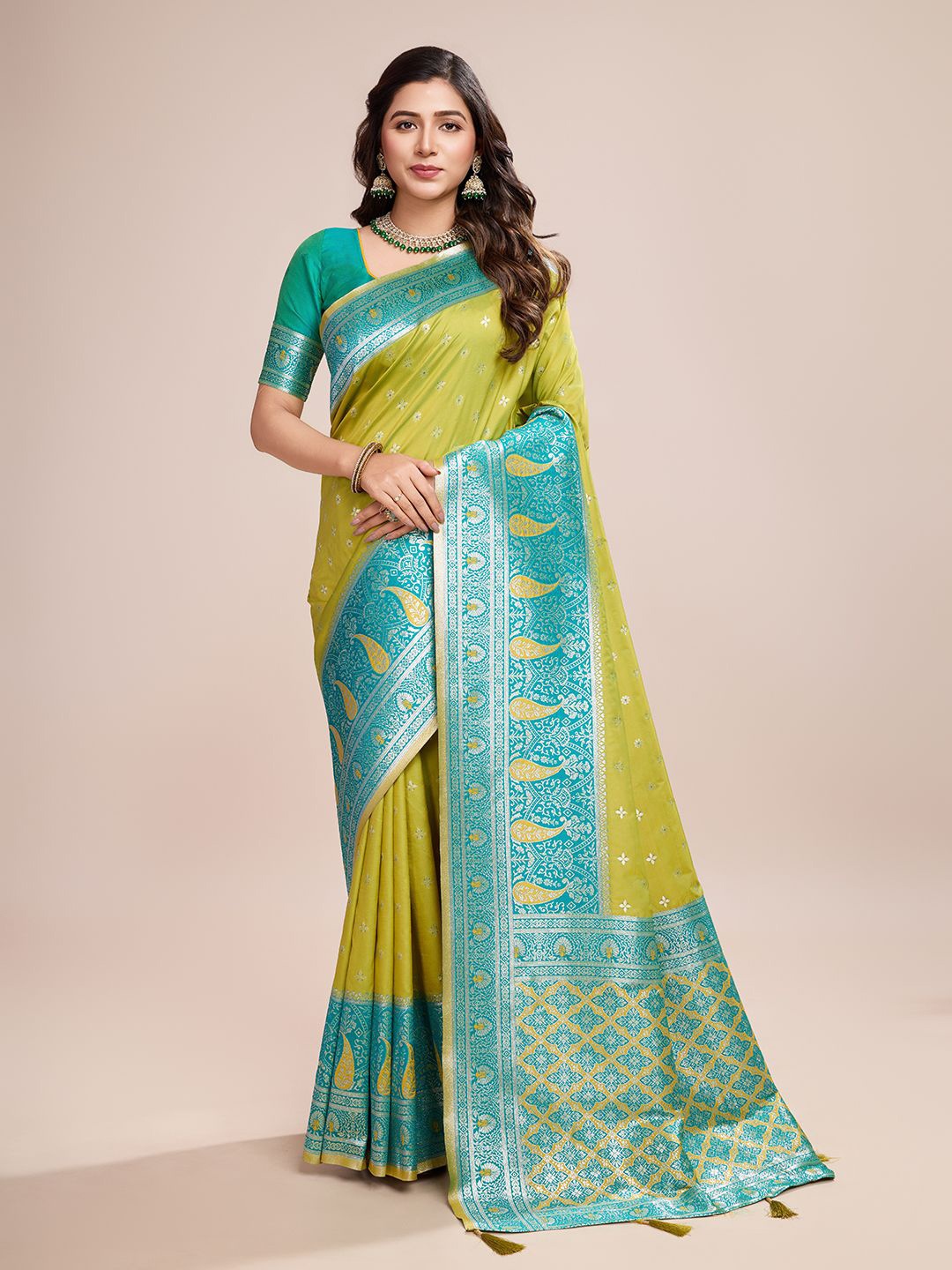 

Melok Woven Design Zari Banarasi Saree, Green
