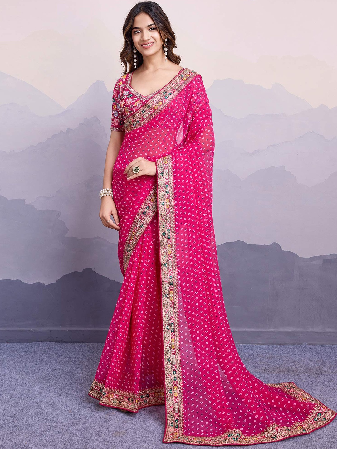 

Peachmode Bandhani Sequinned Pure Georgette Bandhani Saree, Pink