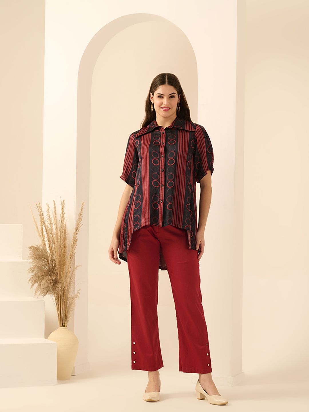 

First Resort by Ramola Bachchan Printed Short Sleeves Linen Shirt & Trouser, Black