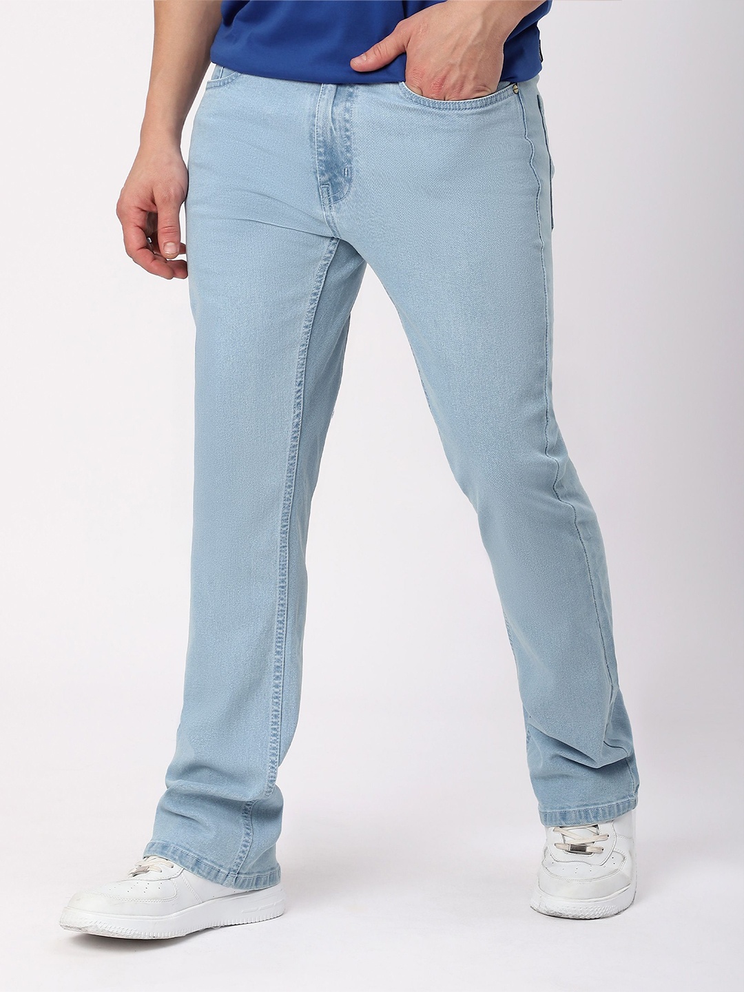 

Beyoung Men Cotton Ice Blue Bootcut Jeans