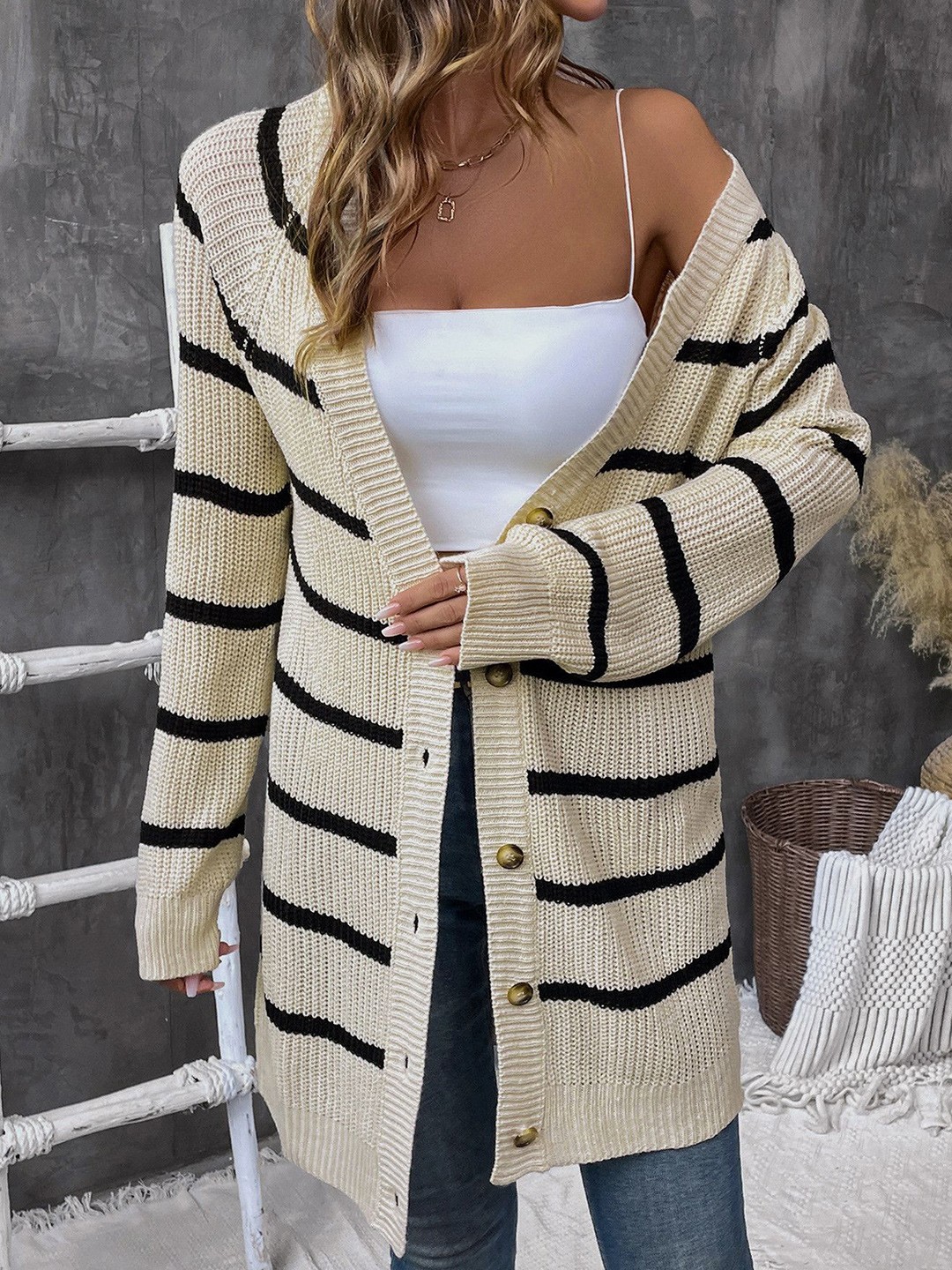 

DressBerry Women Striped Longline Cardigan, Cream