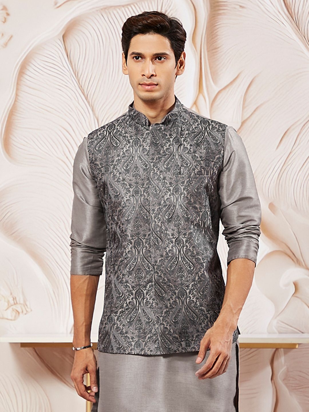 

Vastramay Embroidered Nehru Jacket, Grey