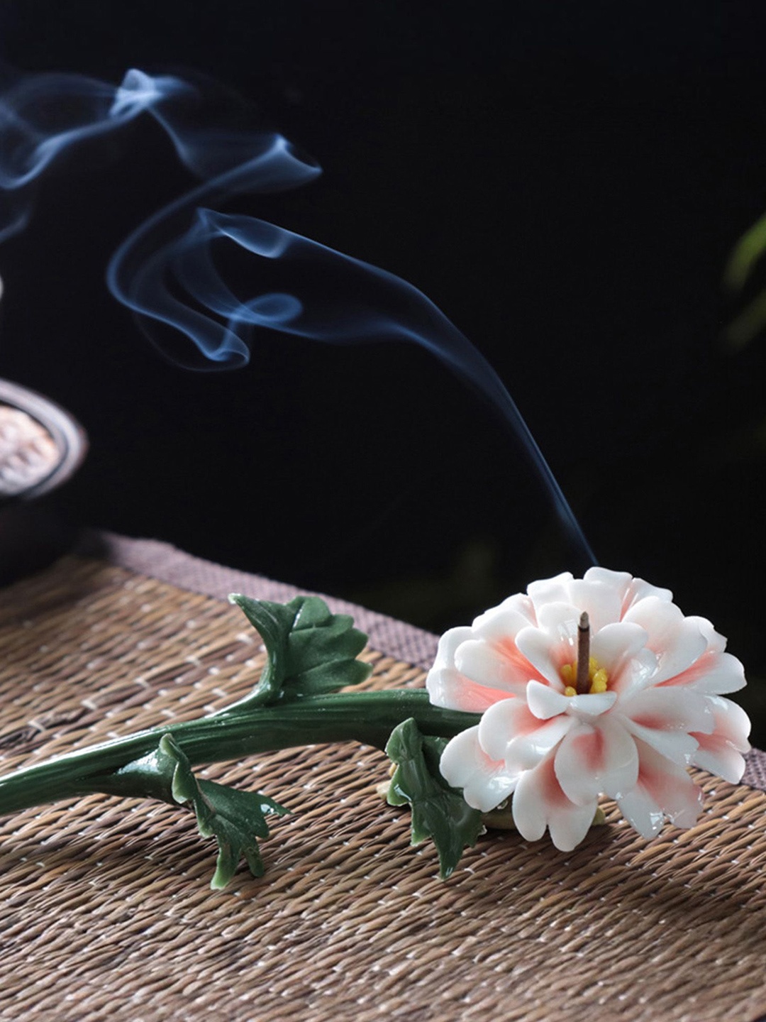 

Ekhasa Green & Pink Floral Heat Resistant Ceramic Agarbatti Stand With Ash Catcher