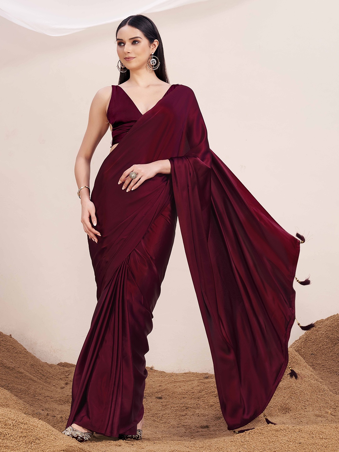 

Tikhi Imli Satin Saree, Burgundy