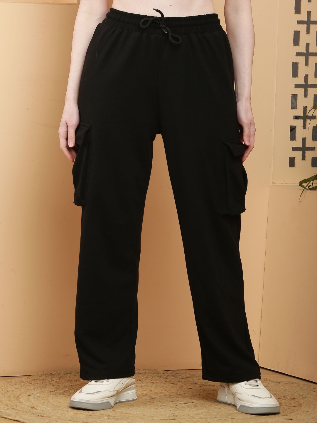 

ARJ FASHION Women Relaxed Loose Fit Mid-Rise Easy Wash Trousers, Black