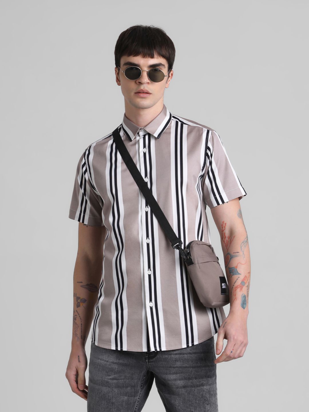 

Jack & Jones Men Spread Collar Multi Striped Slim Fit Cotton Casual Shirt, Brown