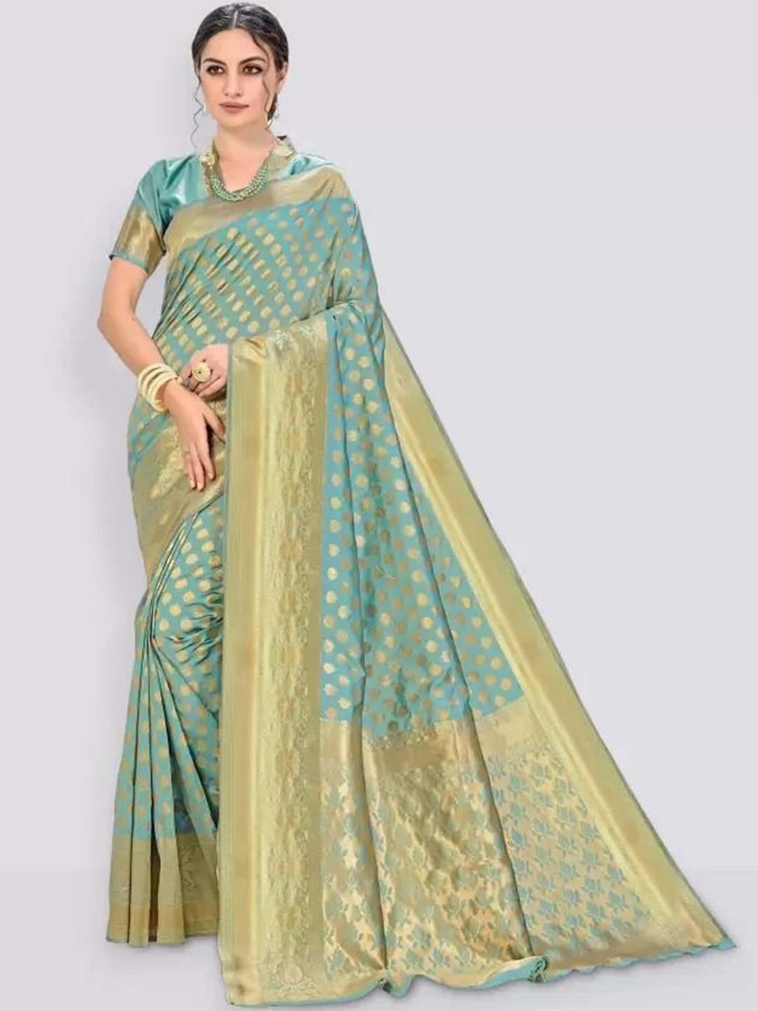 

SAADHVI Woven Design Zari Pure Silk Saree, Green