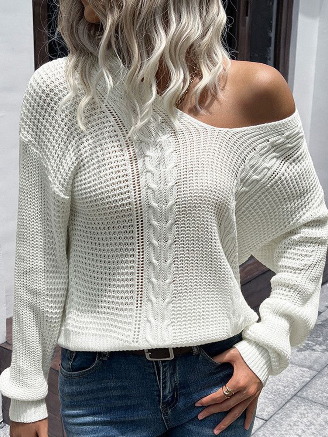 

DressBerry Women Long Sleeves Top, White