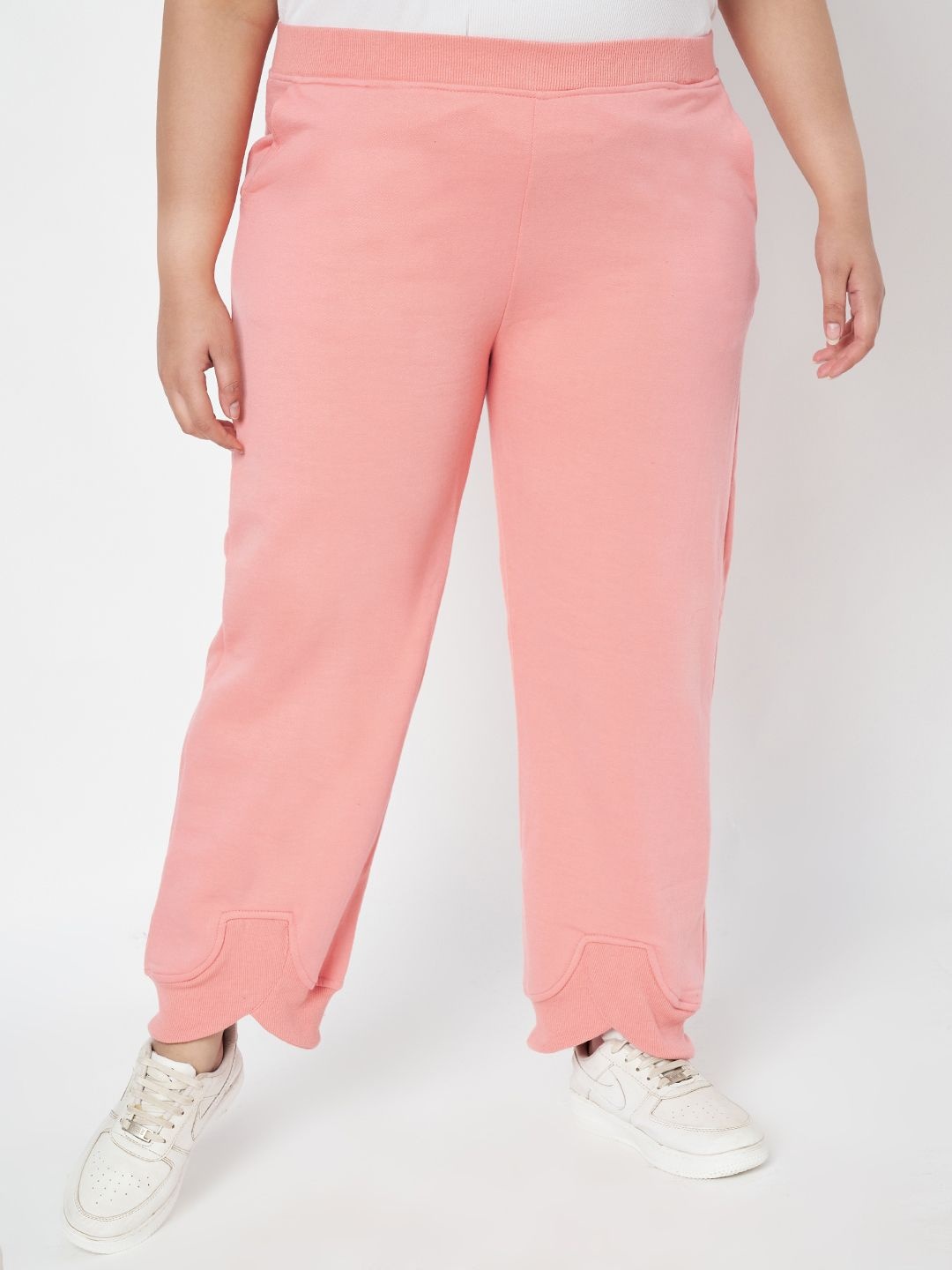 

BRINNS Women Relaxed Easy Wash Regular Fit Trousers, Pink