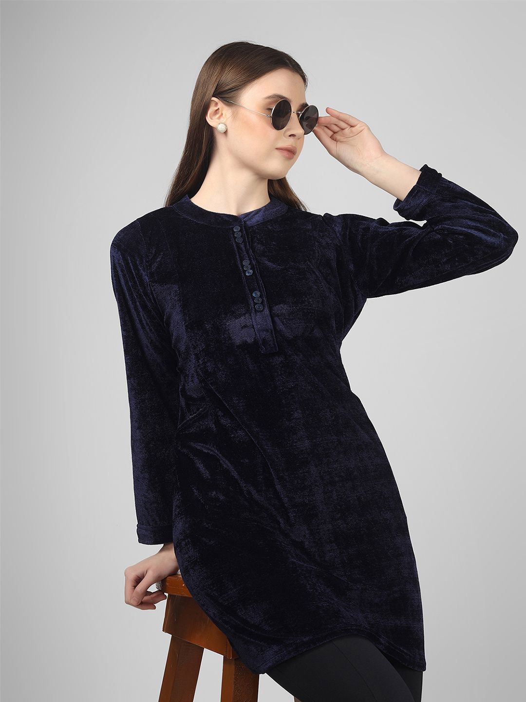 

UNLOKALE Mandarin Collar Velvet Top, Navy blue