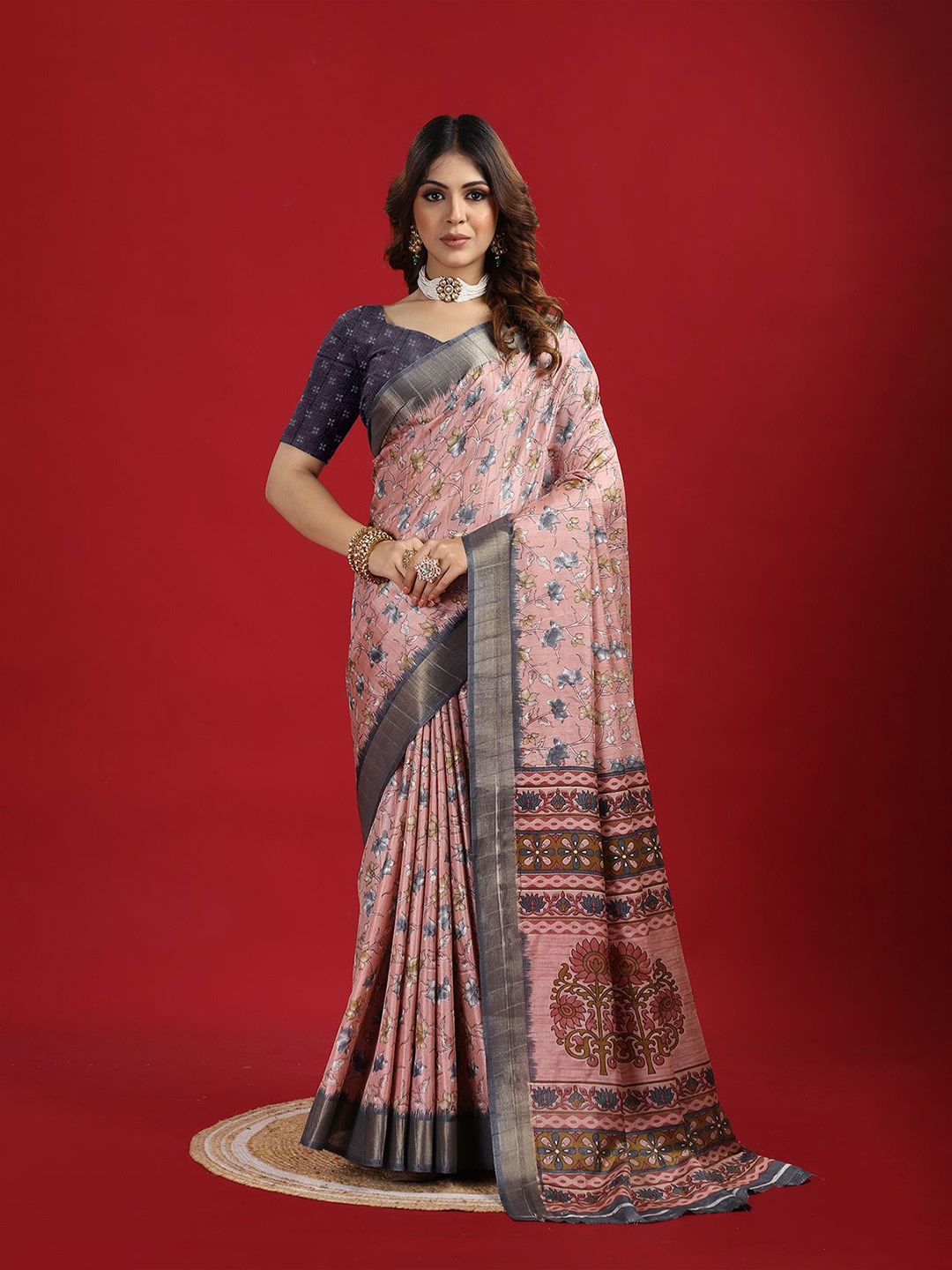 

A.V.M. SILK MILLS Floral Zari Saree, Pink